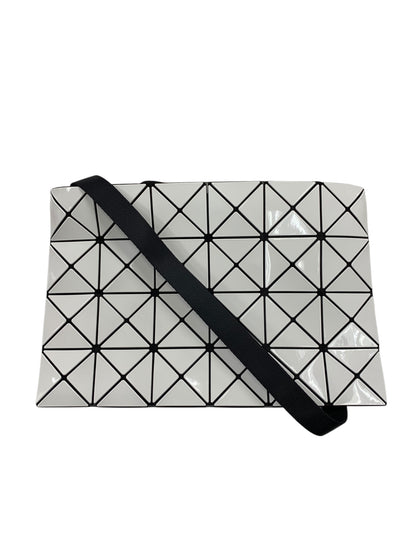 バオバオイッセイミヤケ LUCENT BB51AG054 ショルダーバッグ ホワイト IT9T9LVM78LC