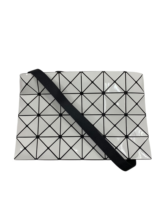 バオバオイッセイミヤケ LUCENT BB51AG054 ショルダーバッグ ホワイト IT9T9LVM78LC