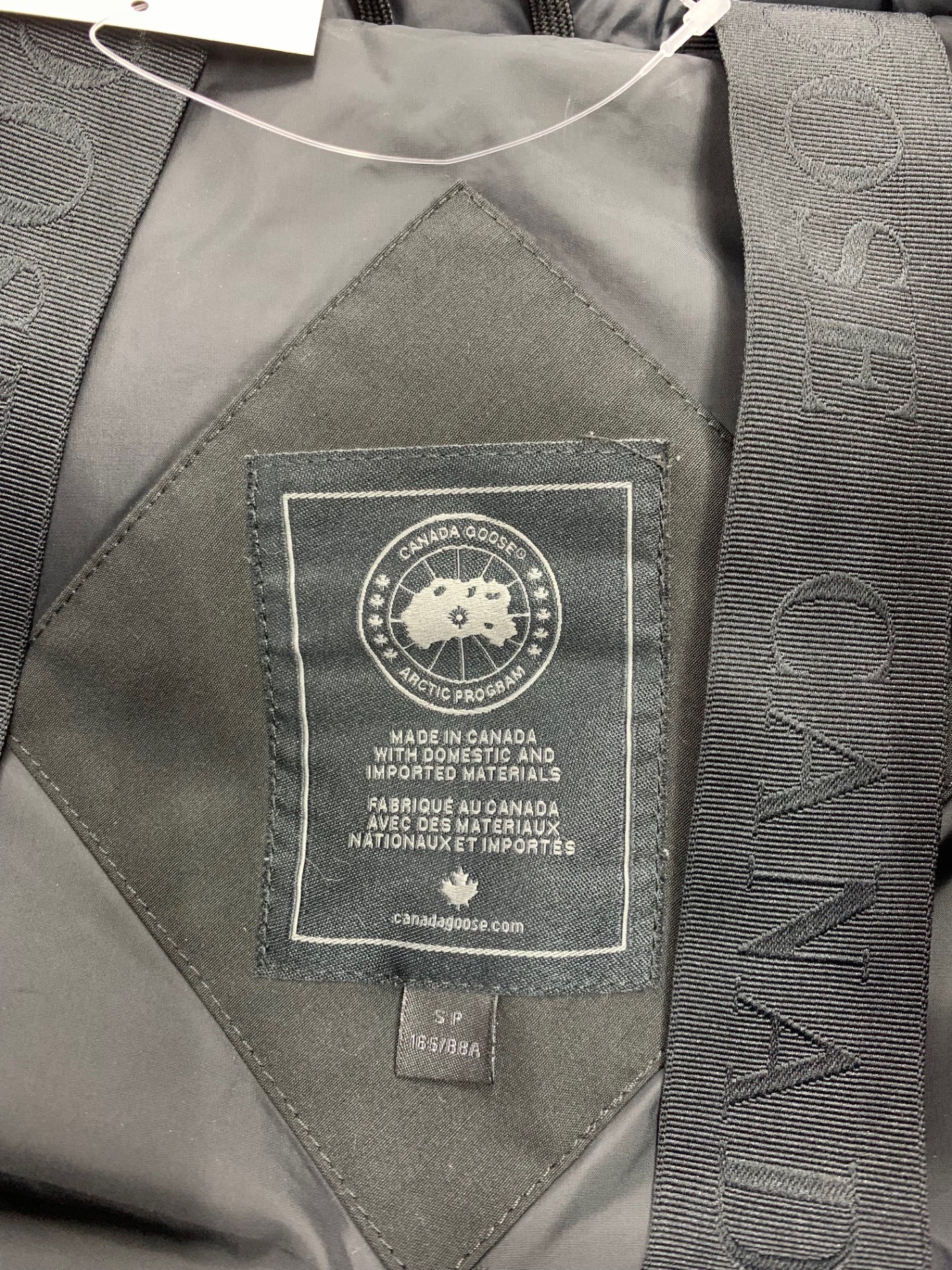 カナダグース 3210400062 3824LB ダウンジャケット ブラック ブラックロゴ IT0I5B2MBK80