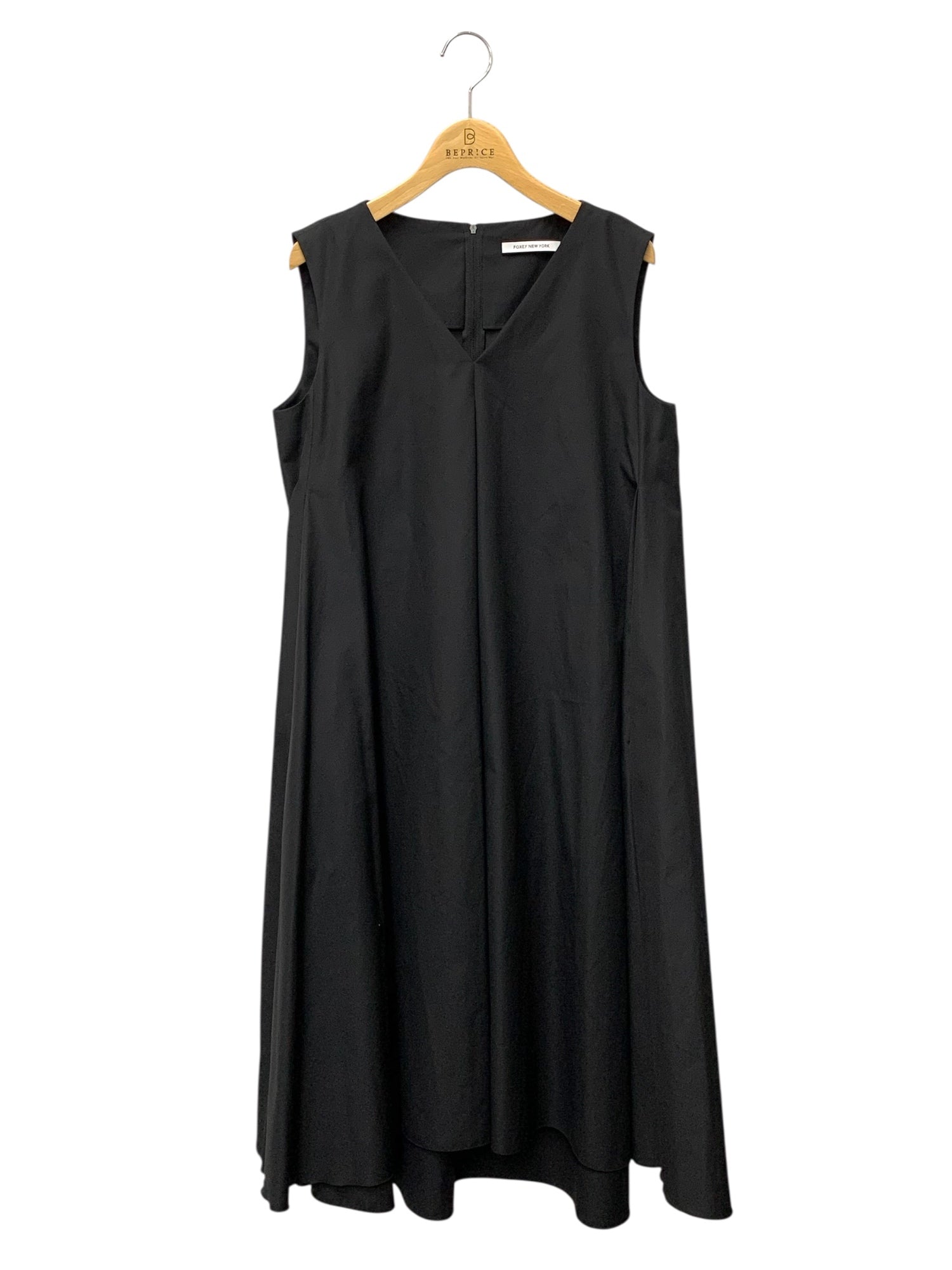 FOXEY (フォクシー)ワンピース通販 | 中古ブランド古着 | ビー FOXEY (フォクシー)ワンピース通販 | 中古ブランド古着 | ビー