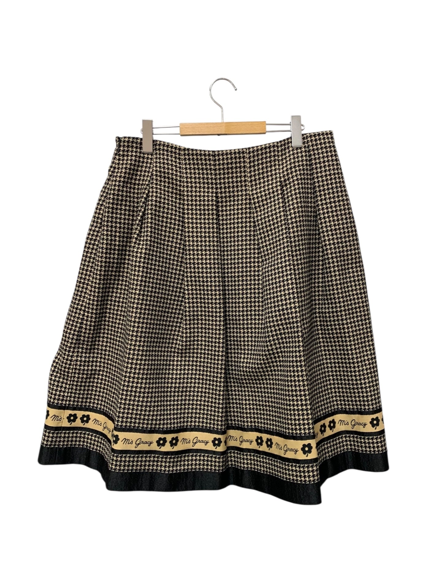 エムズグレイシー  千鳥柄ライン入りタックスカート 317524 42 ブラック ITQLZYTJR5Q8