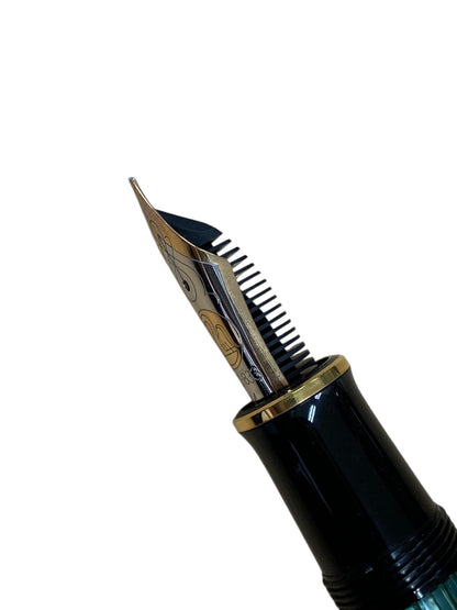 ペリカン 万年筆 新生ドイツ誕生記念スーベレーン M800 グリーン M 20C ITEFJ2HLV2A7 【SALE】