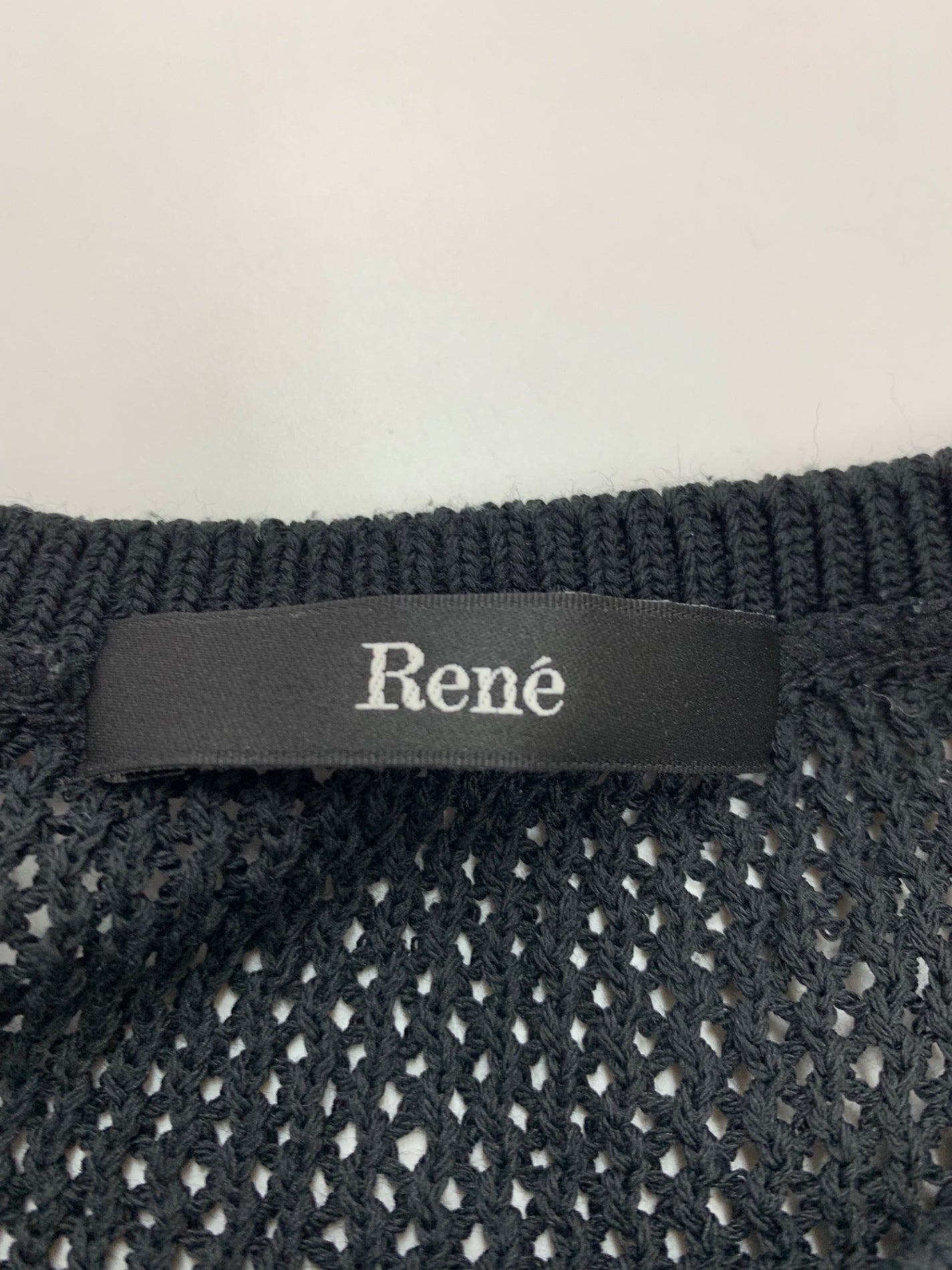 ルネ 5322010 トップス 36 ブラック パールボタン 五分袖 ITYW9JT1RP80