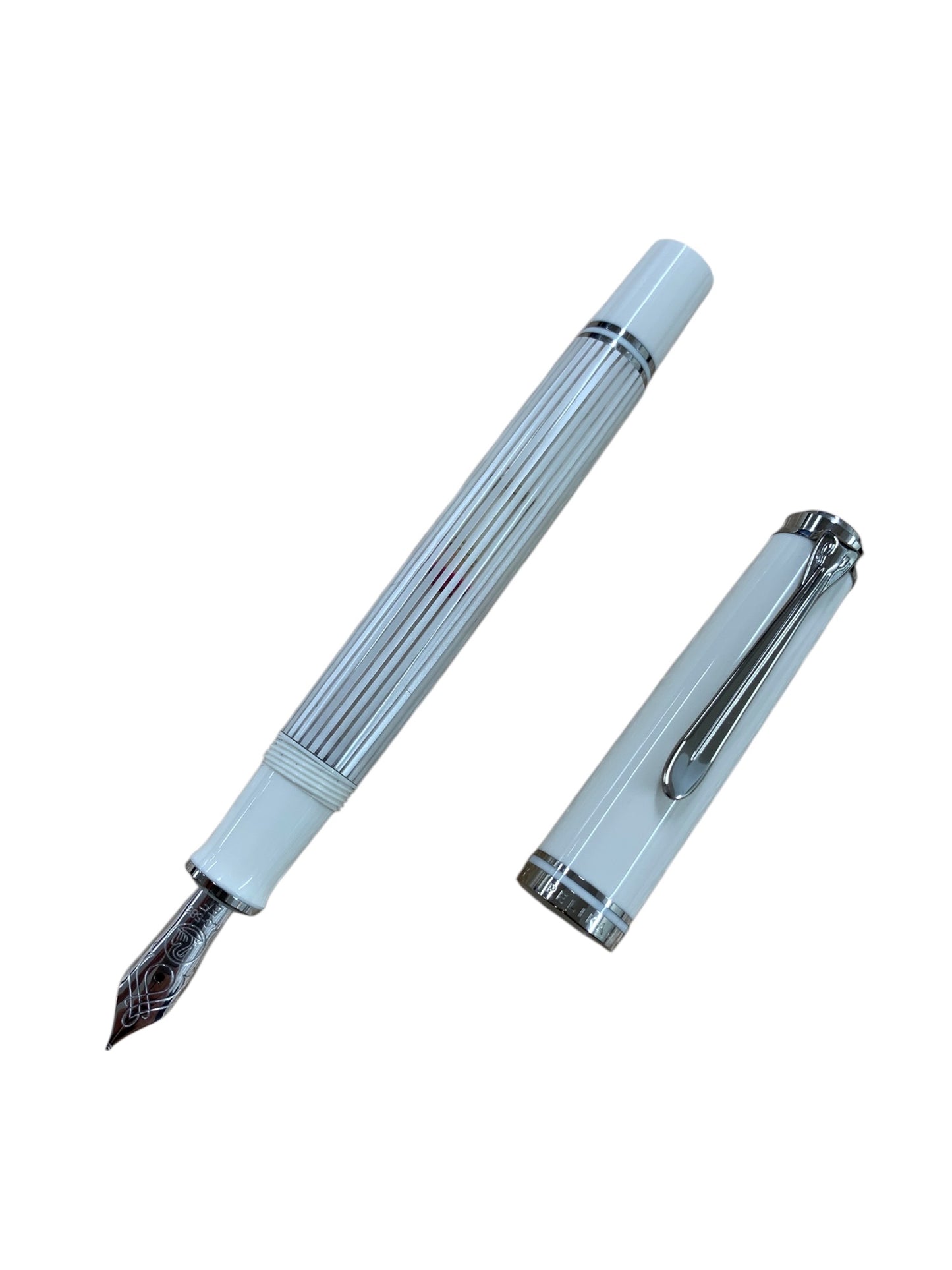 ペリカン スーベレーン M600 万年筆 ヴァイオレットホワイト 14C ITASK5I1SSF4