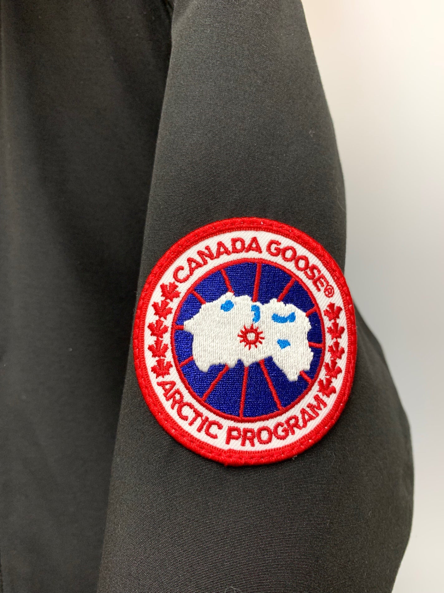 カナダグース Chateau Parka Fusion Fit Heritage シャトー 3426MA ダウンジャケット 175/88Y ブラック コヨーテファー ITQ00AU5NY2O