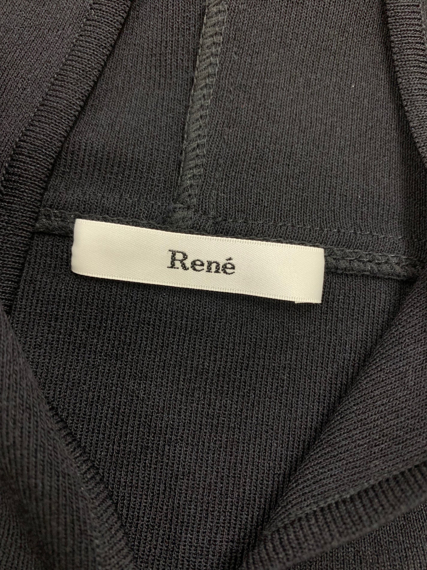 ルネ 6932480 パーカー 38 ブラック ジップアップ フリル パールリボン ITZCSB7WIA94