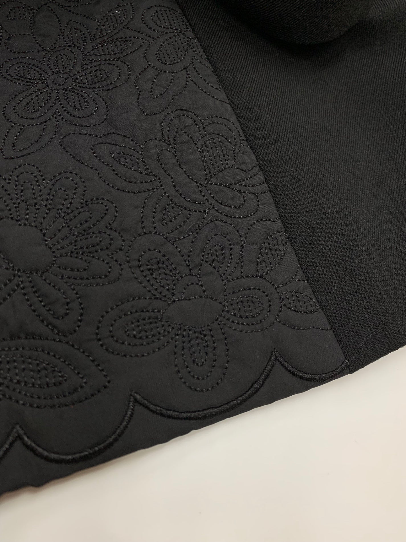 トゥービーシック 【L】光電子キルティングノーカラー ロングコート W7A02-835-09 44 ブラック 2023年モデル ITF3D8B630DS