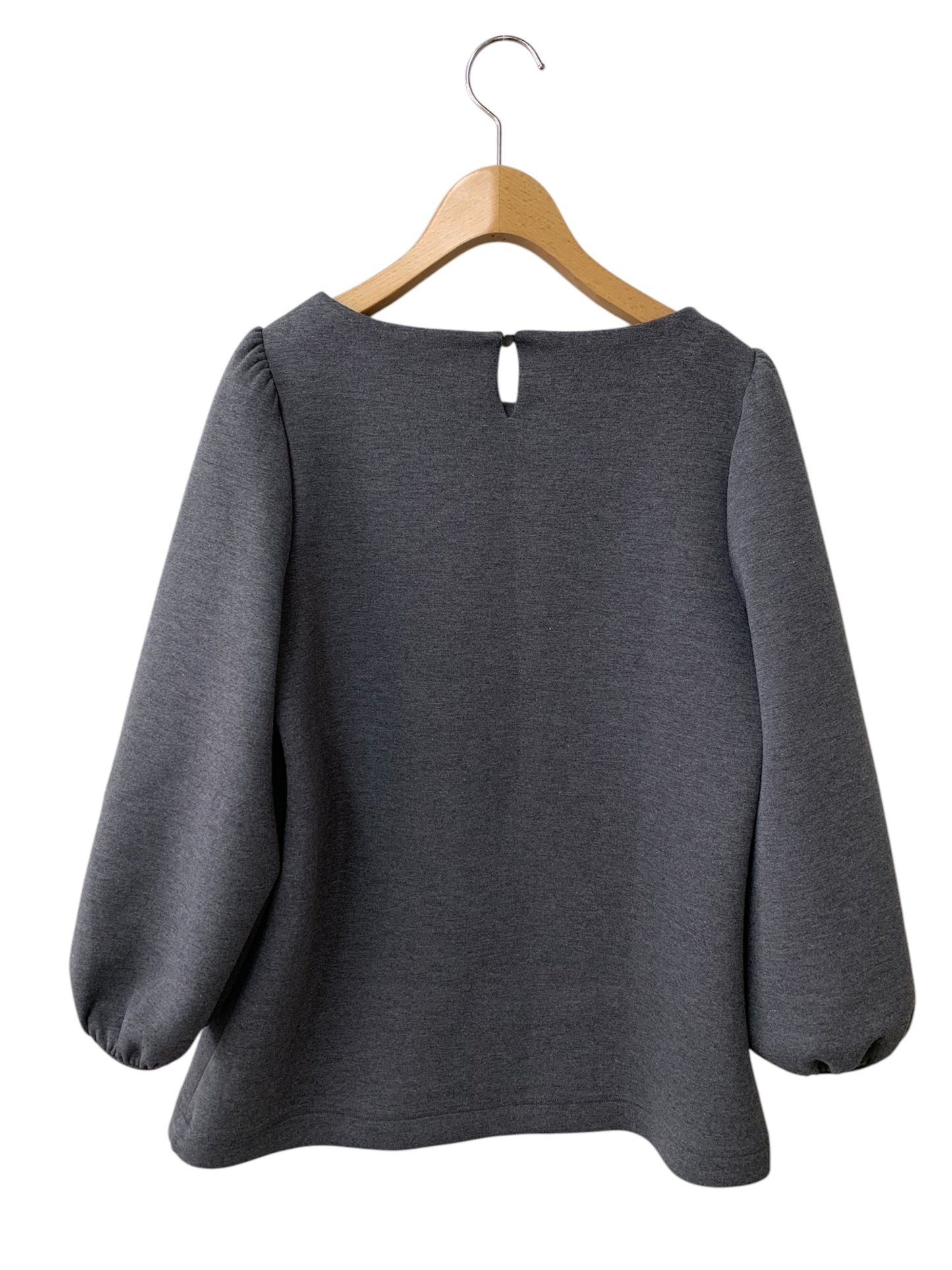 エムズグレイシー 015702 カットソー 38 グレー フラワーモチーフ ITNIJM4H914A