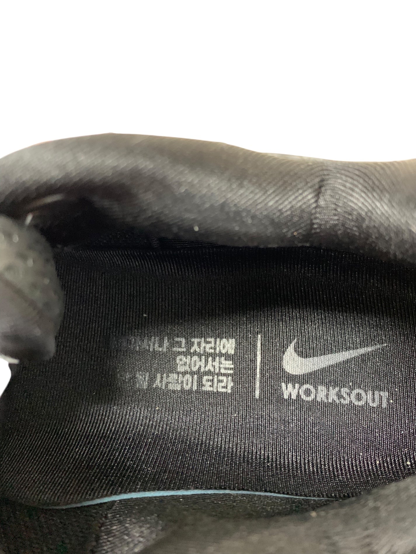 ナイキ エアマックス95 HQ0263-001 スニーカー 27.5 ブラック ワークスアウト コラボモデル IT1PER7H24JO 【SALE】