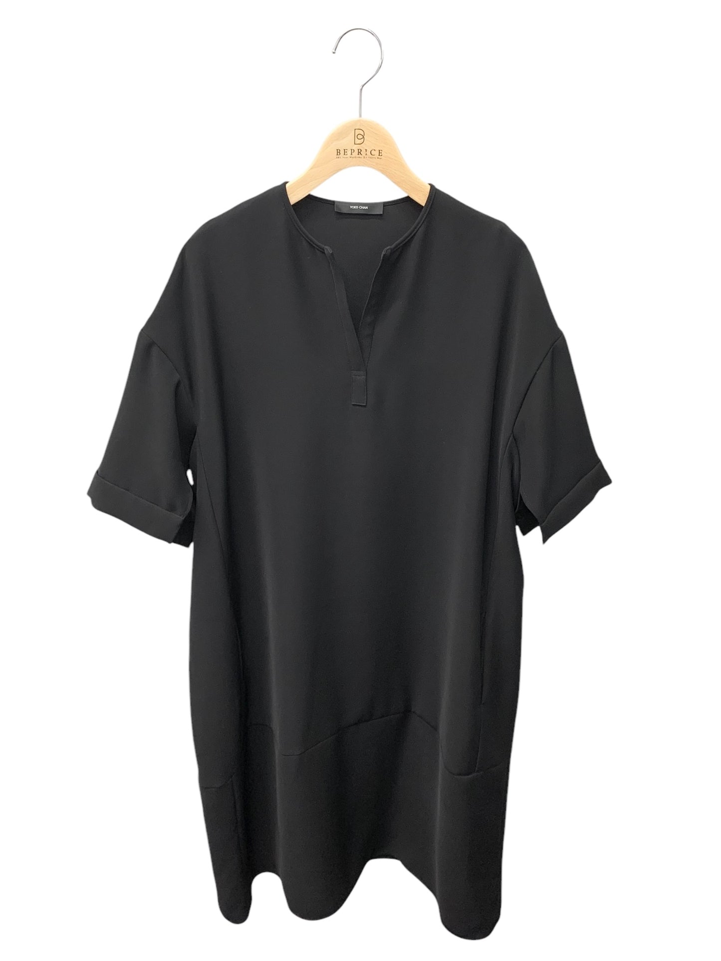 ヨーコチャン YCD-223-877 ワンピース F ブラック スリットライン コンフォータブル ドレス IT3IQ88SPQCQ