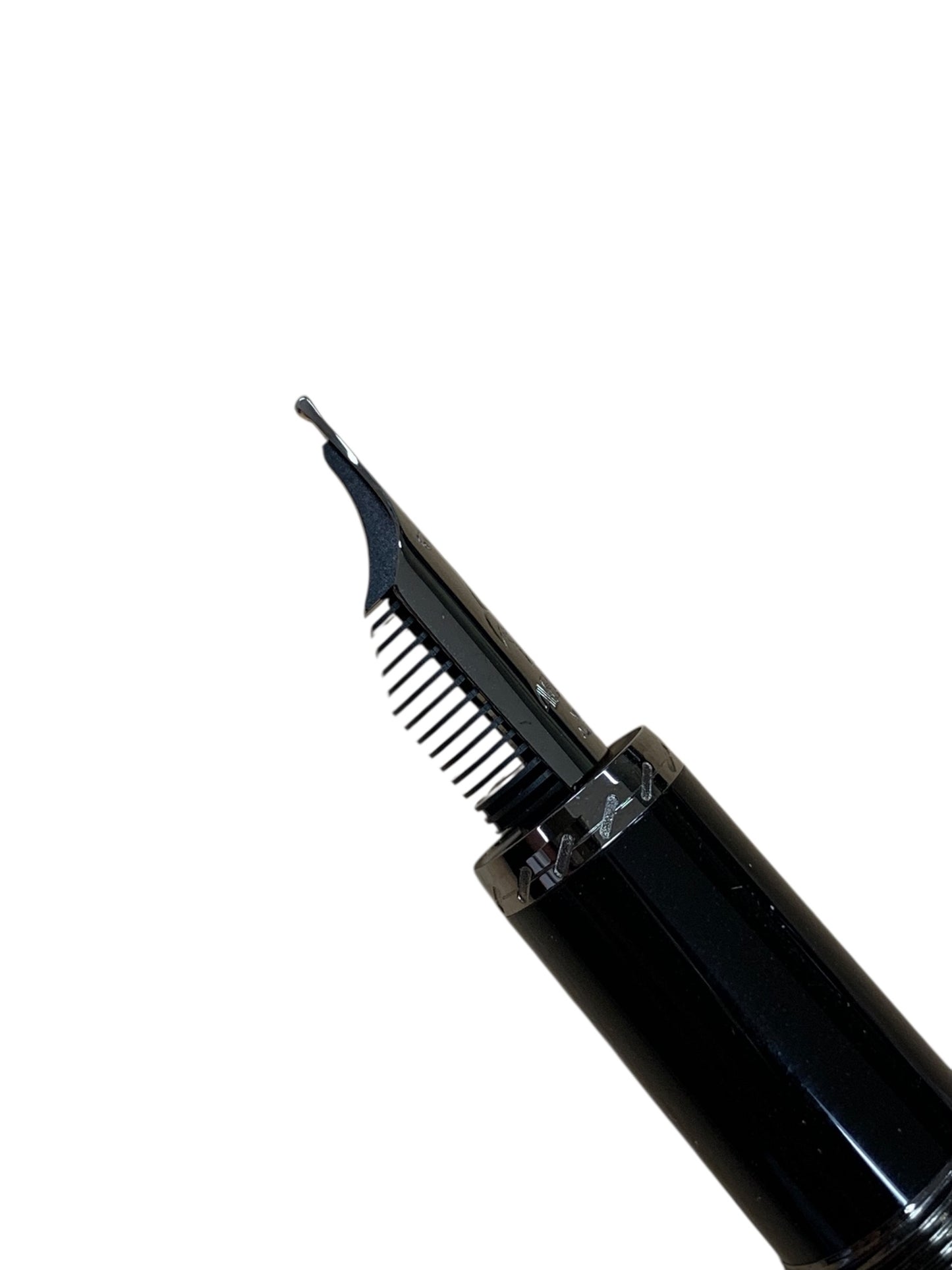 モンブラン 万年筆 作家シリーズ 2014 ダニエル･デフォー ブラック 10000本限定 750 18K ITMA0HREPMU4