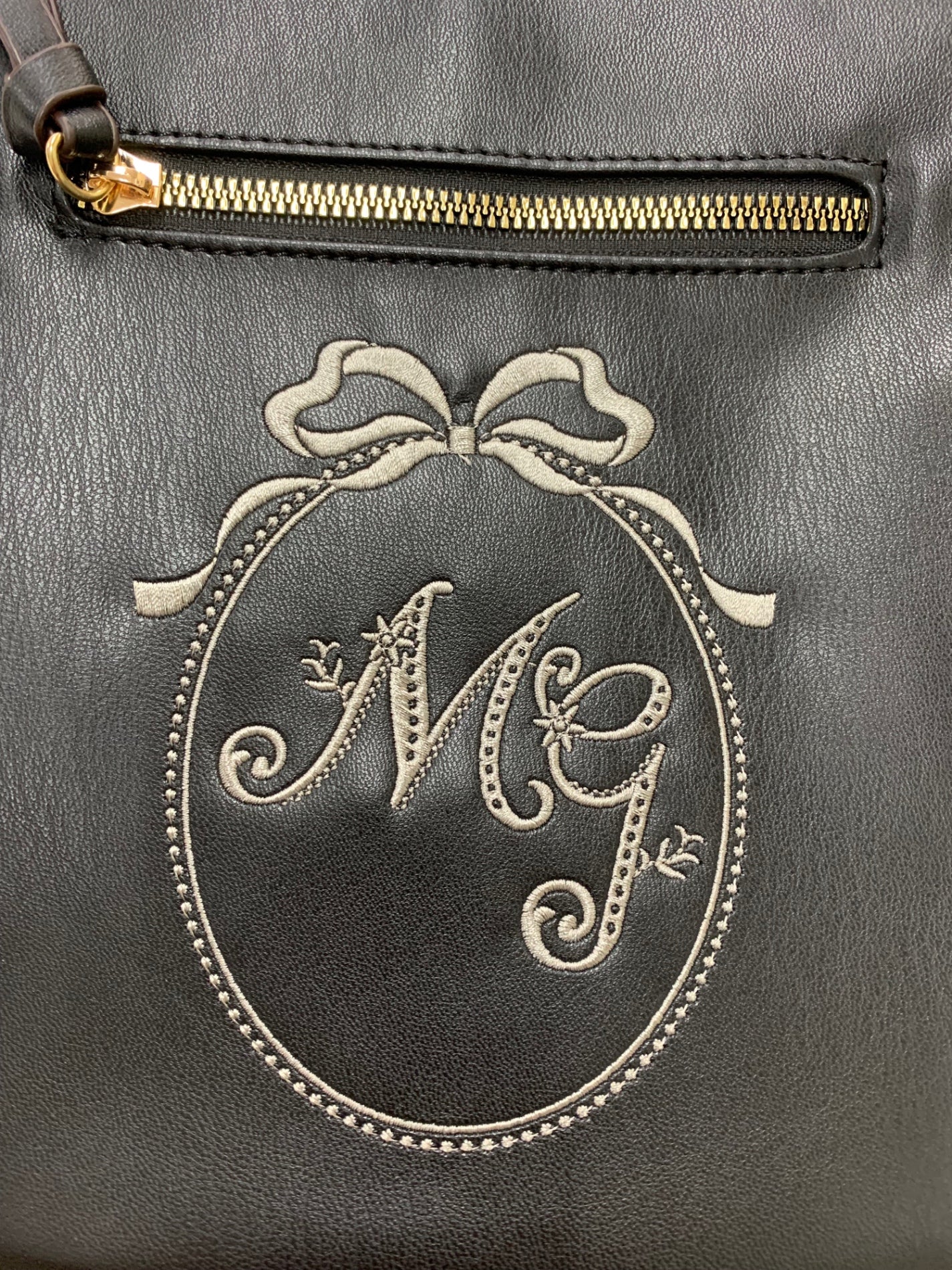 エムズグレイシー 494107  バッグ ブラック リボン 刺繍ロゴ IT5WZTNGO5MQ