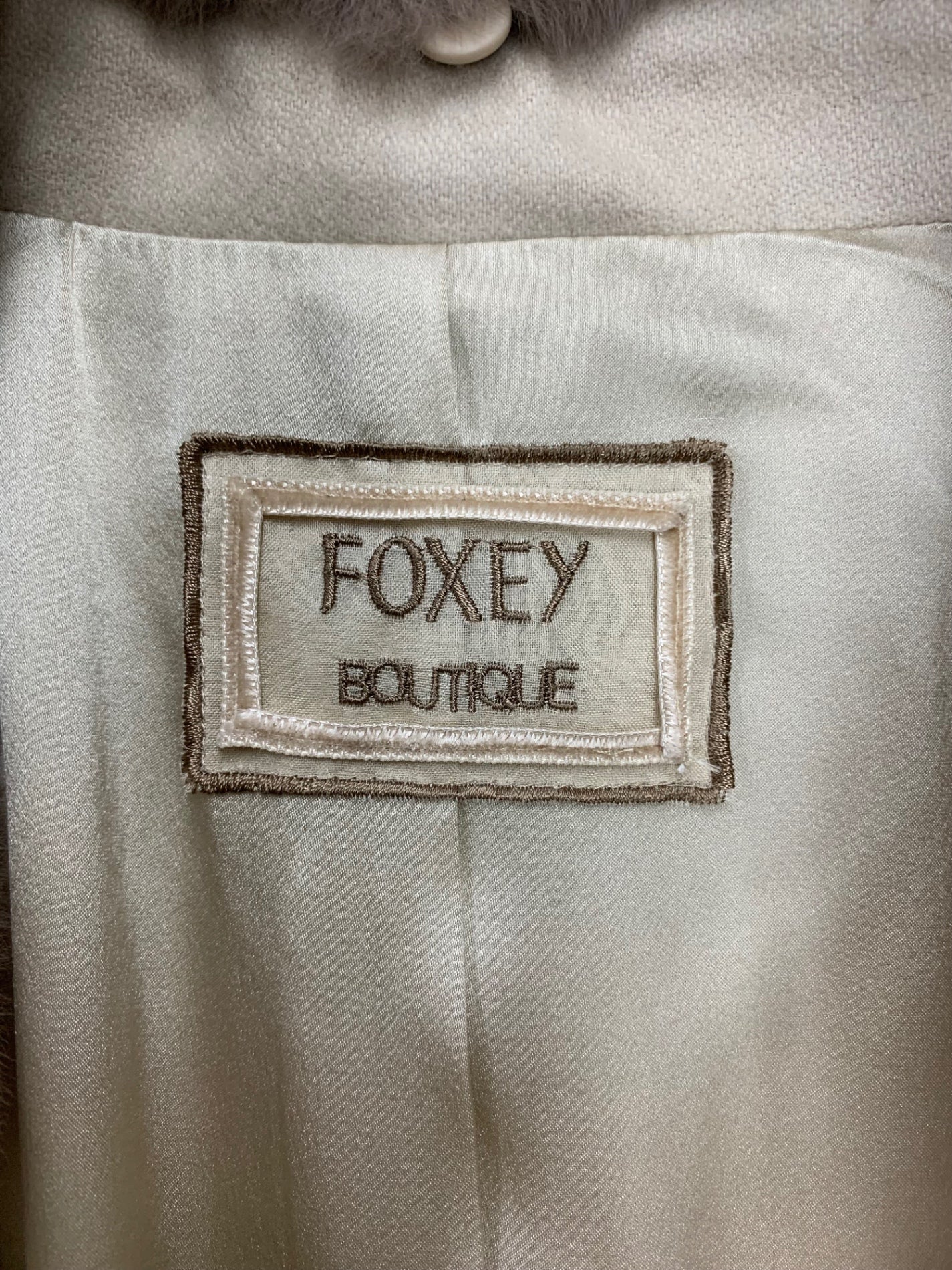フォクシーブティック Coat Noisette 36160 コート 38 ベージュ ヌートリアファー カシミヤ シルク ITA252G115PC