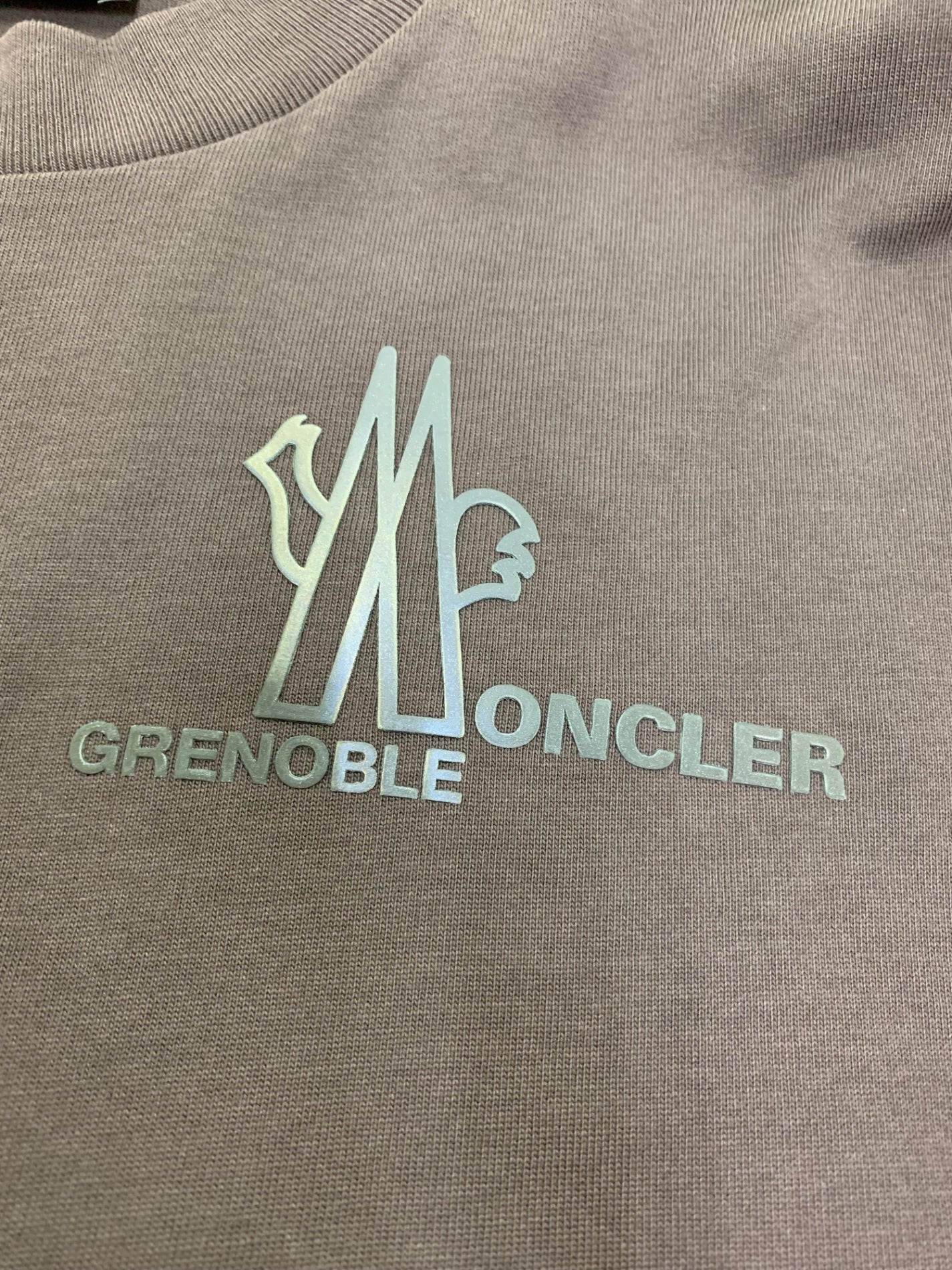 モンクレール グルノーブル Day-Namic T-SHIRT MANICA LUNGA LS T-SHIRT J20978D00005 83927 長袖カットソー Ｌ ブラウン リフレクターロゴ IT3FJ0HE3ARQ