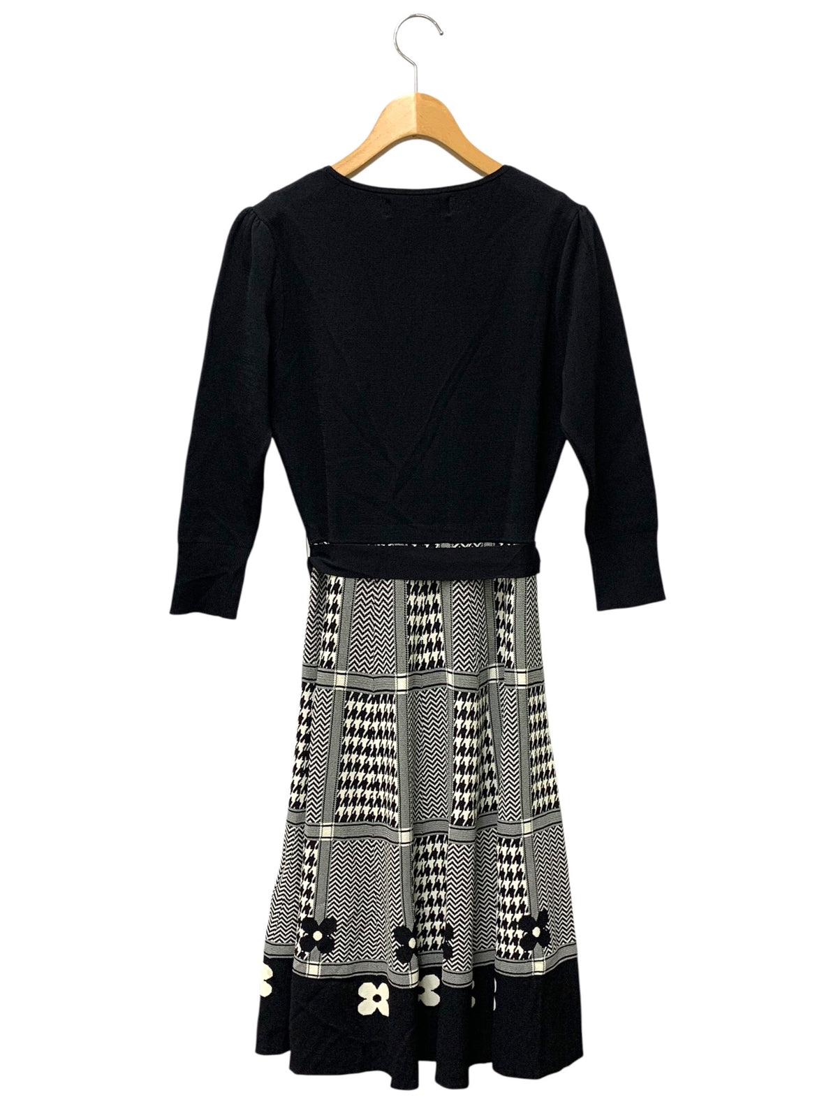 エムズグレイシー CheckｘFlower Knit One-piece 918525 ワンピース 38 ブラック ITKZIWFOZ9HW