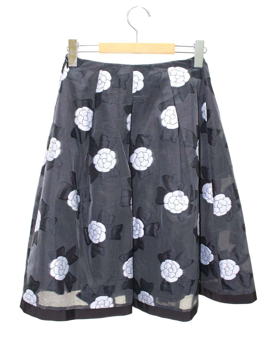 【中古】エムズグレイシー リボンジャカードスカート フレア タック ひざ丈 ベルベット 切替 総柄 38 黒 グレー エムズグレイシー 817114 スカート 38 チャコール カメリア柄 フレア