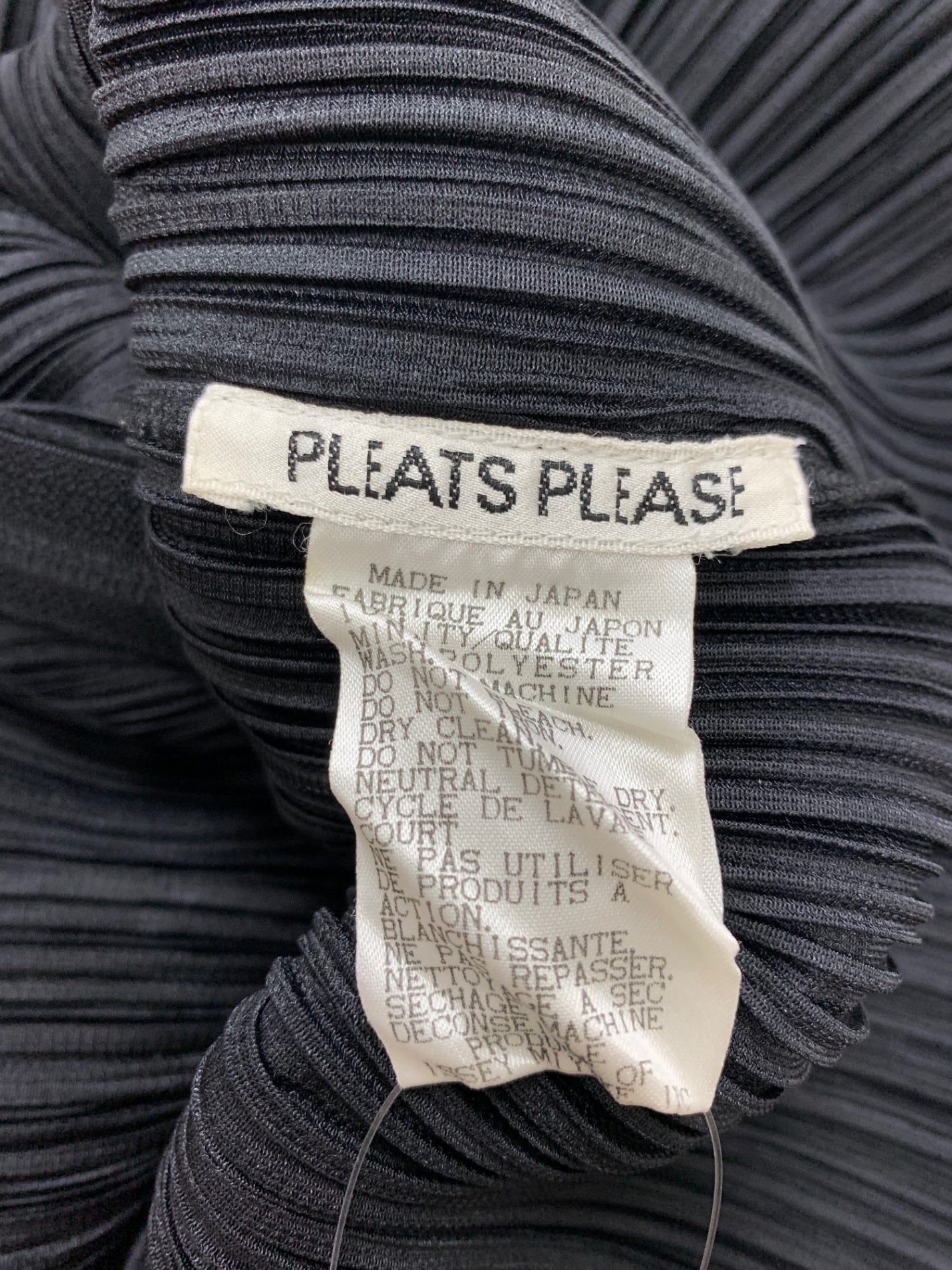 プリーツプリーズイッセイミヤケ P04-JD359 カーディガン 3 ブラック ダブルジップ ITGYB03TL8Y4