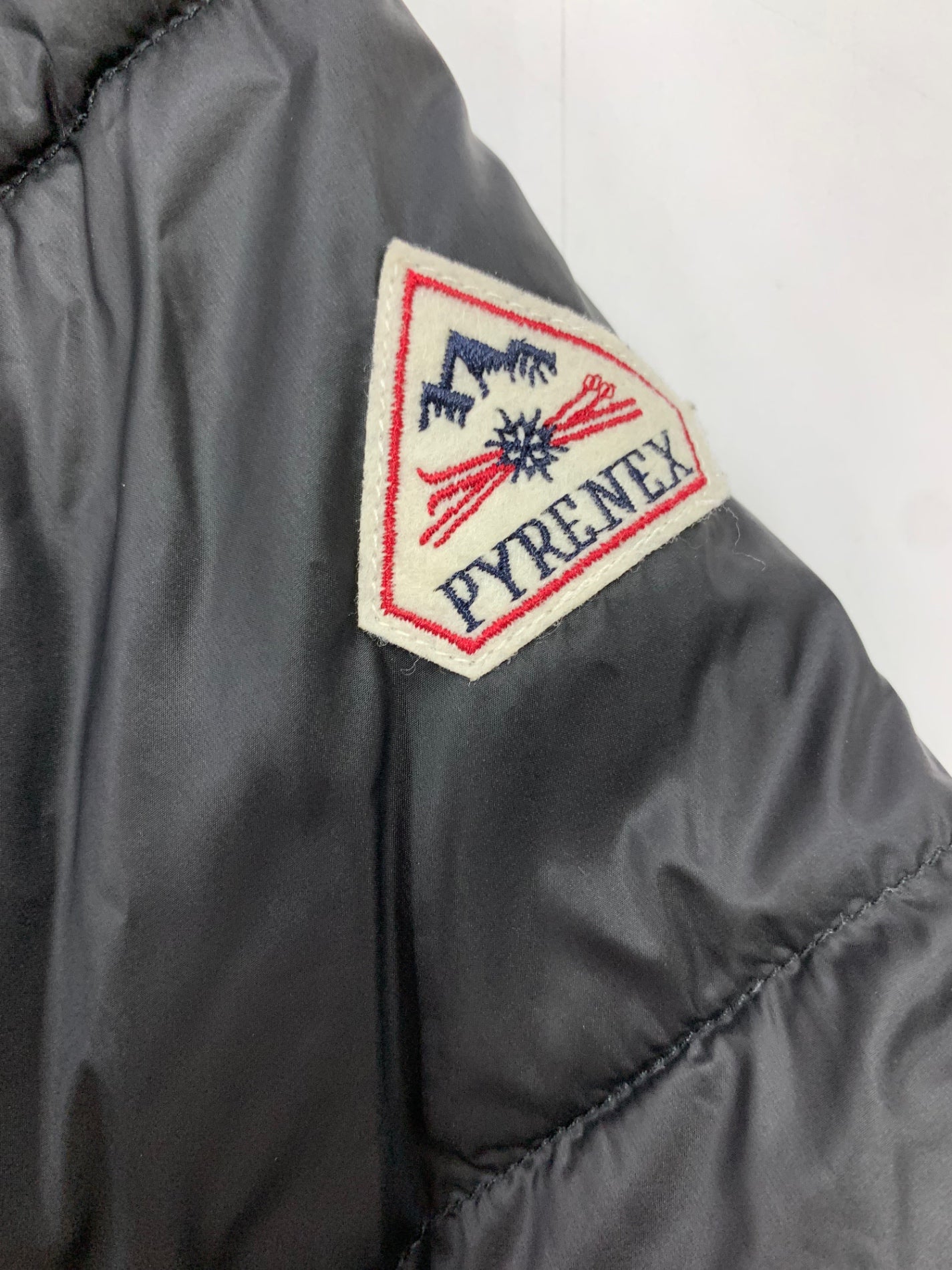 ピレネックス コクーン HWO058P0009WT2 ダウンジャケット 36 ブラック ノーカラー IT3QHR03V2ZU