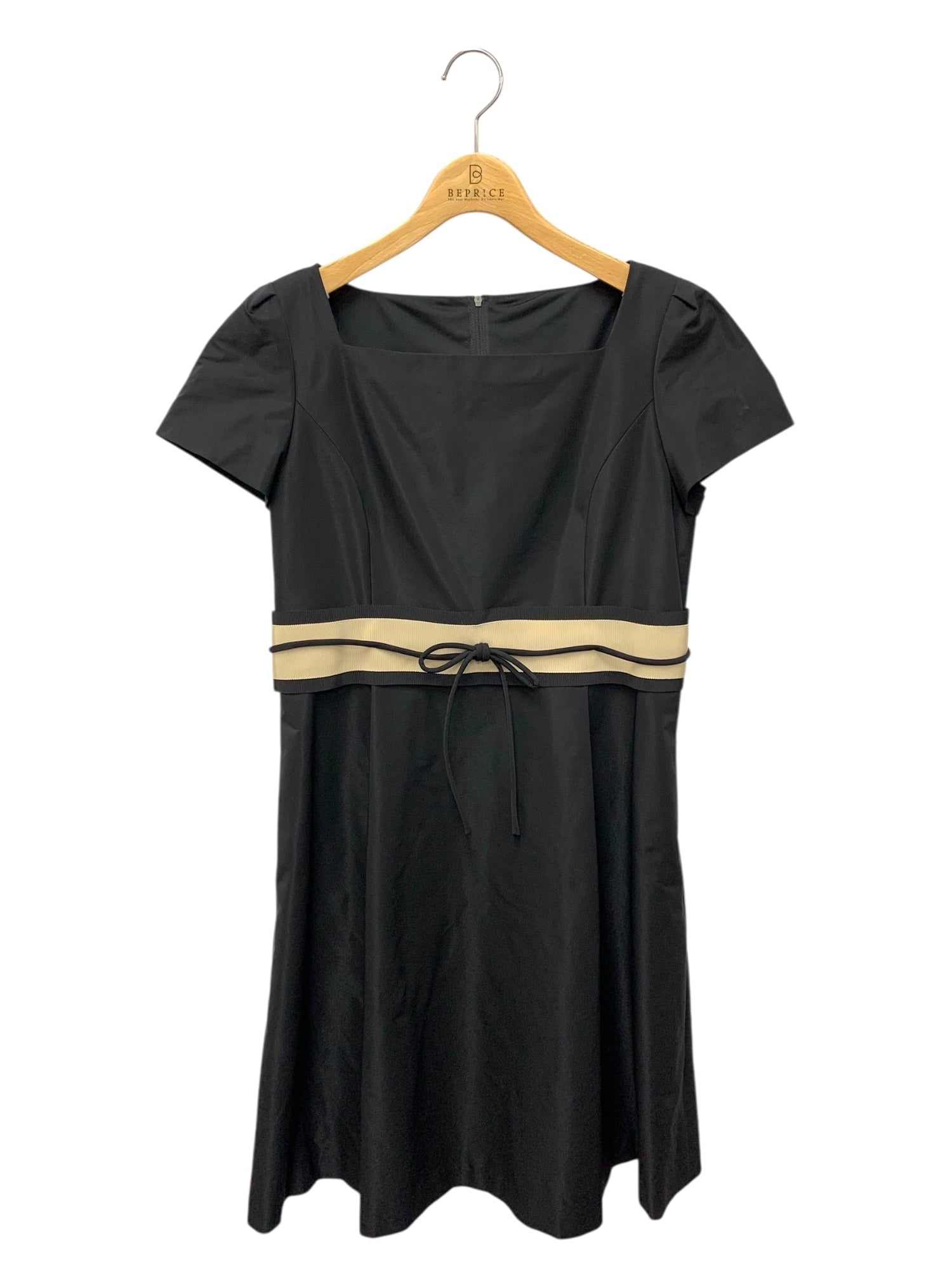 タグ付き未使用 現行品 完売カラー 希少42 フォクシー ロングワンピース タグ付き未使用 現行品 完売カラー 希少42 フォクシー ロング