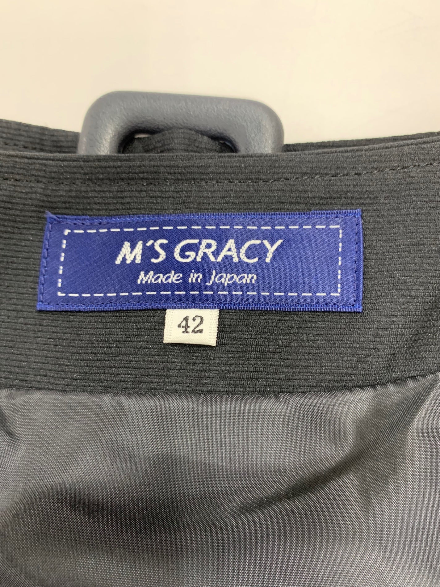 エムズグレイシー バイヤスチェックタックスカート 517318 42 ブラック チェック ロゴ ITU9YN56V9D5