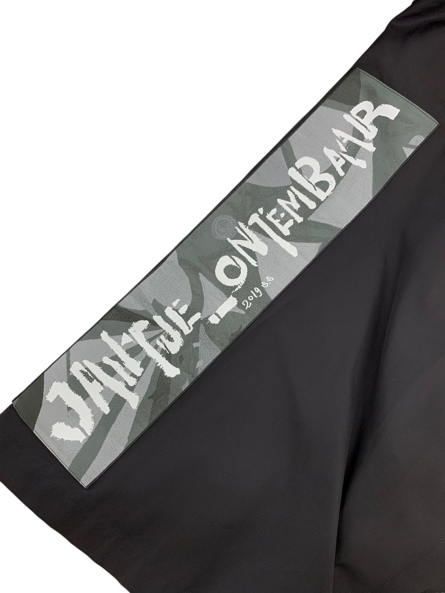 ヤンチェオンテンバール P1A73-152-09 トレンチコート L ブラック SANYO コラボ ITM26TTS5UV0