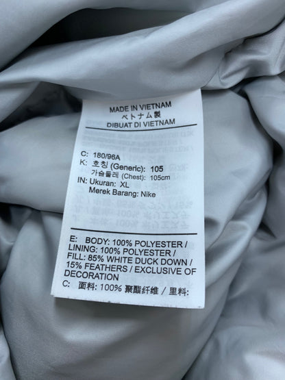 ナイキ ストームフィット ウインドランナージャケット XL グレー NIKE STORM-FIT WINDRUNNER PRIMALOFT ITH6HFTQTCH0