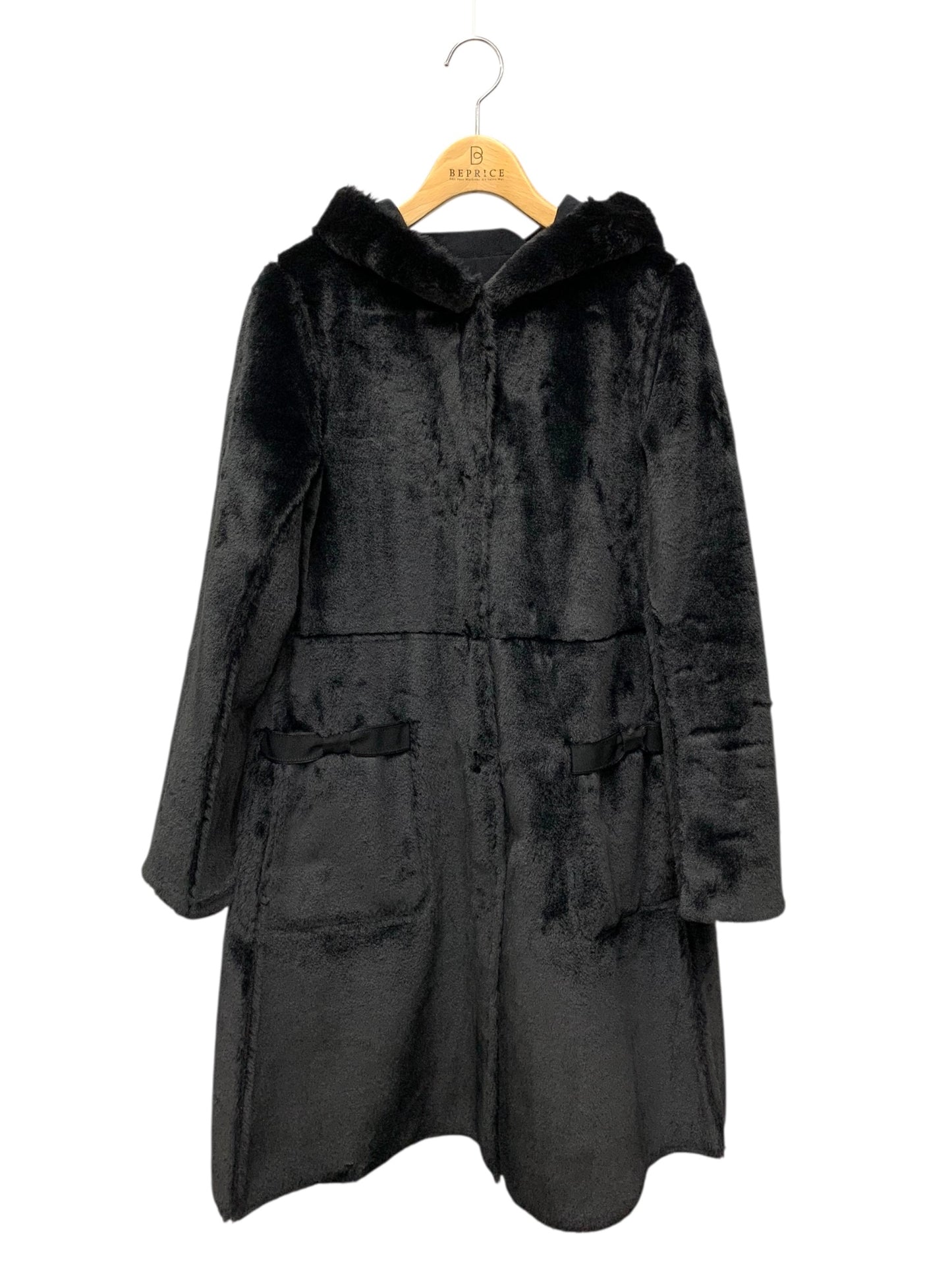 トッカ CMTOYW0410 コート 0 ブラック フード付き フェイクファー ITP4TWM93OIS