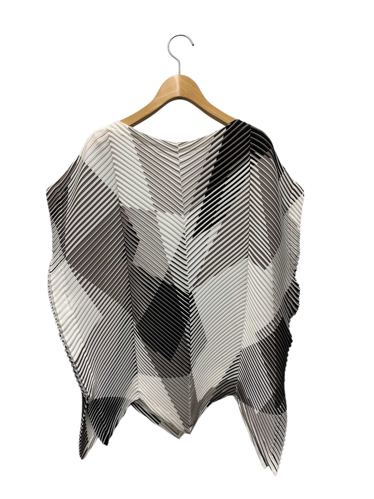 エイポックエイブルイッセイミヤケ AT41FJ050 カットソー 1 ホワイト