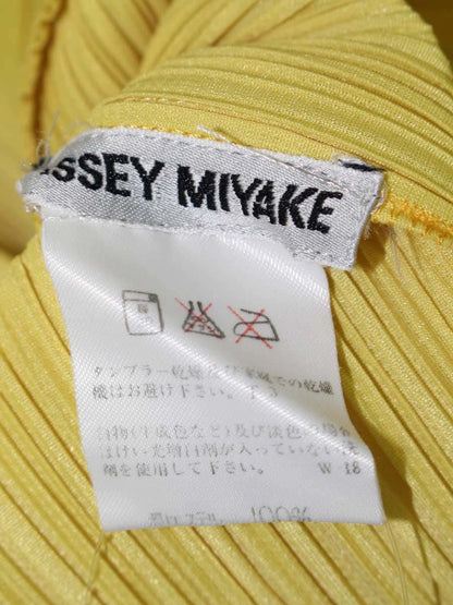イッセイミヤケ PP41-JK604 カットソー L イエロー プリーツ ハイネック IT43RZYB2W14 【SALE】