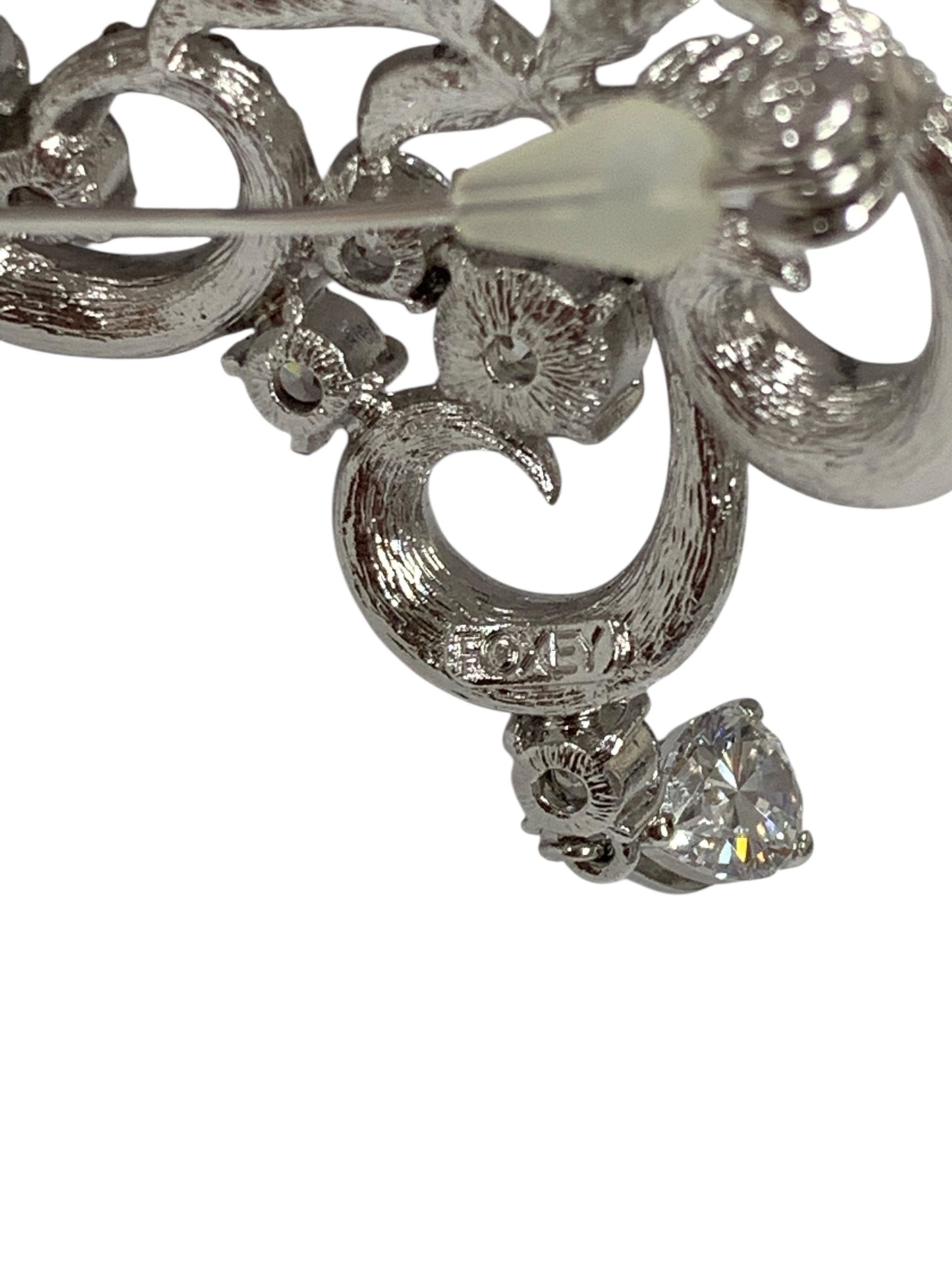 フォクシーブティック ブローチ シルバー ラインストーン ITSH5N30EEXQ