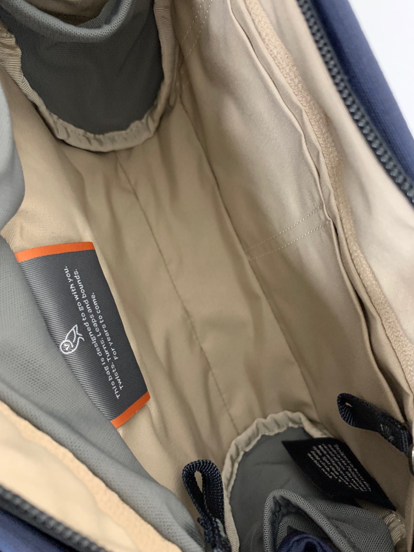 ベルロイ Venture Sling 6L ボディバッグ ネイビー ITCOPI0NSPHC