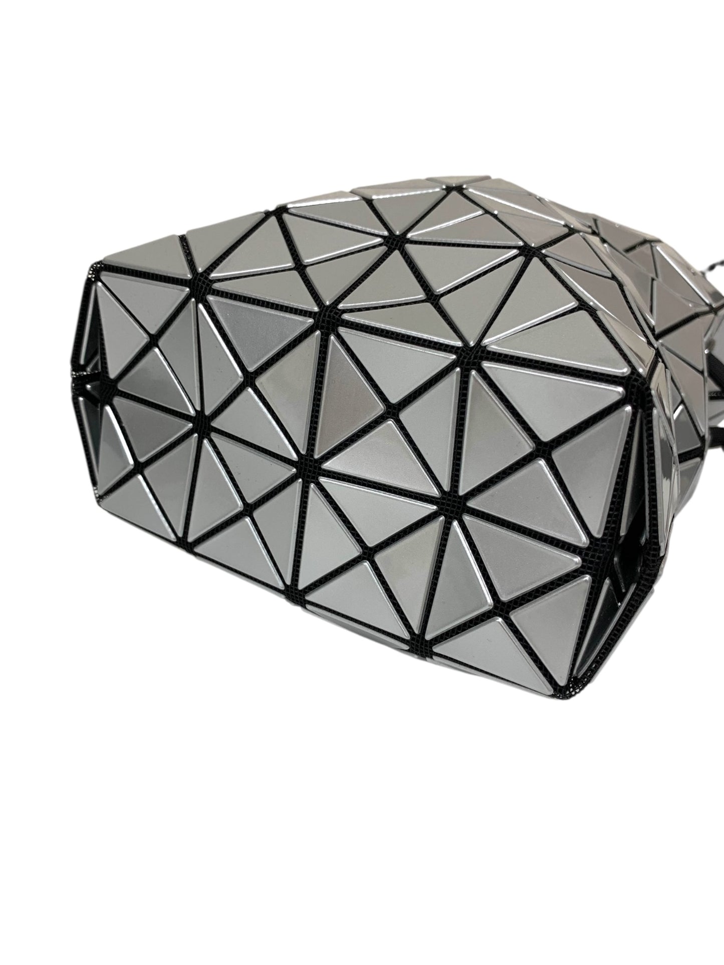 バオバオイッセイミヤケ WRING リング BB43AG531 ショルダーバッグ シルバー 巾着型 ITTWMOI26R40