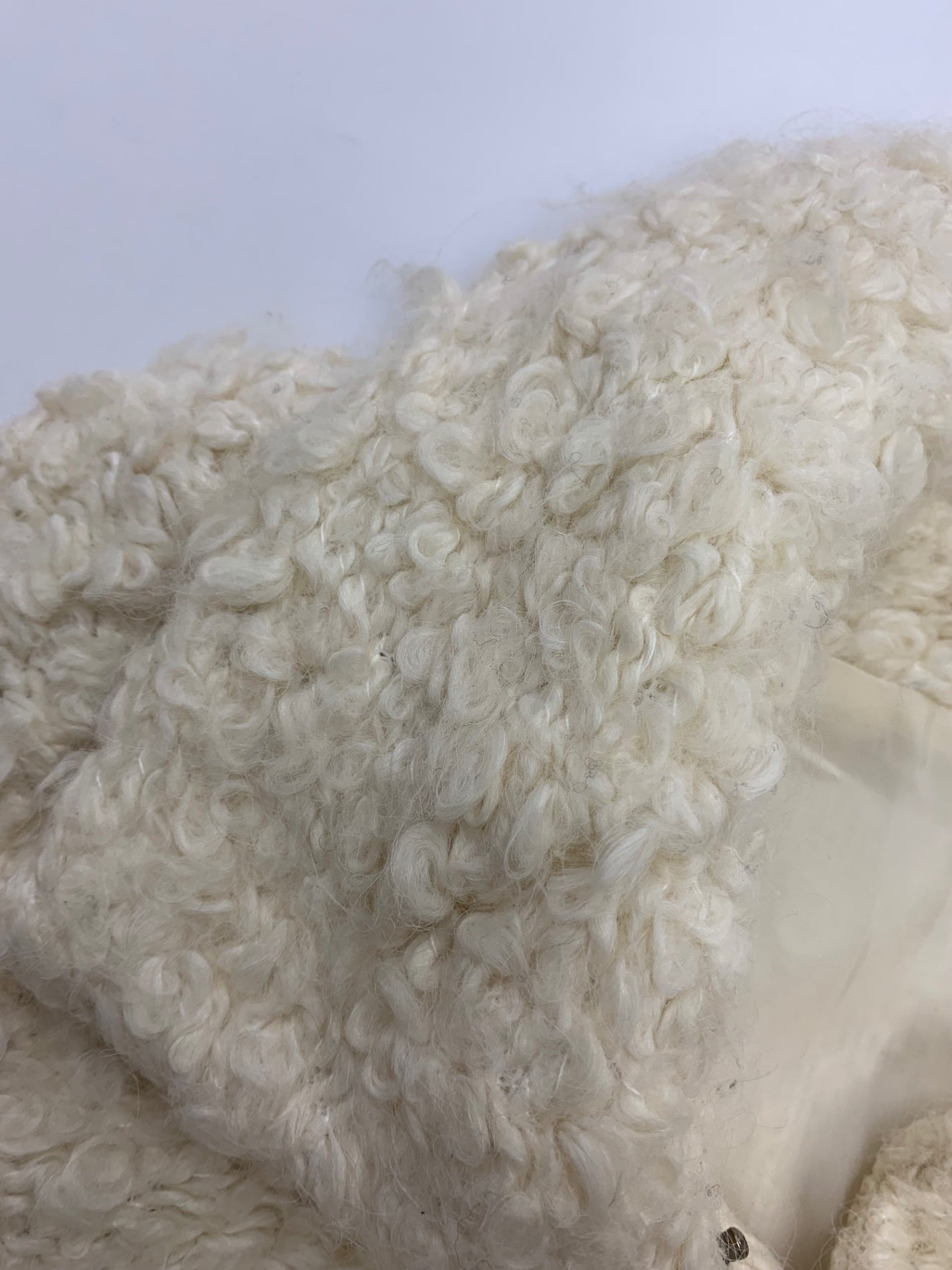 エムズグレイシー 529529 ショートコート 38 アイボリー パールボタン プードルコート ITLCTVV0676A