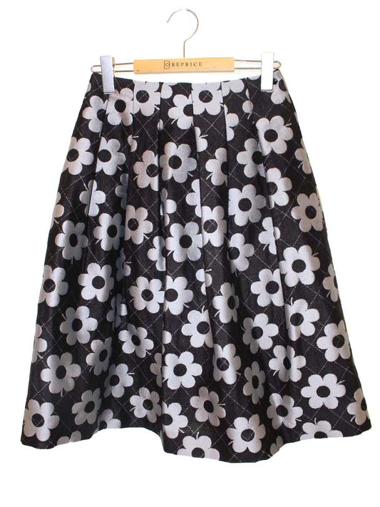 エムズグレイシー お花ジャガードタックスカート 317604 36 ブラック ITPUBJNECNK0