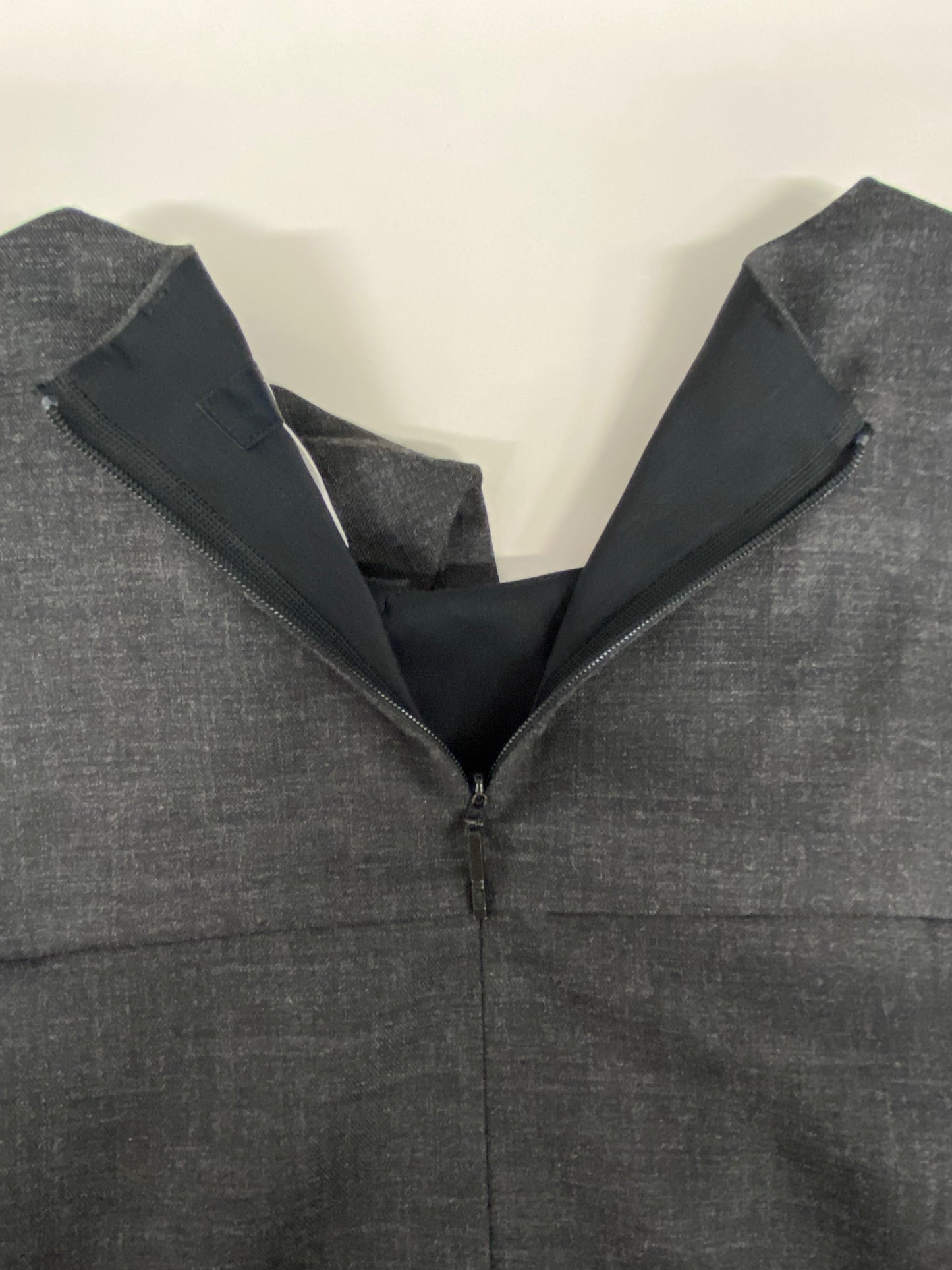 ルネ 5726010 ワンピース 38 チャコール 肩リボンモチーフ ITFZCUG58RBW