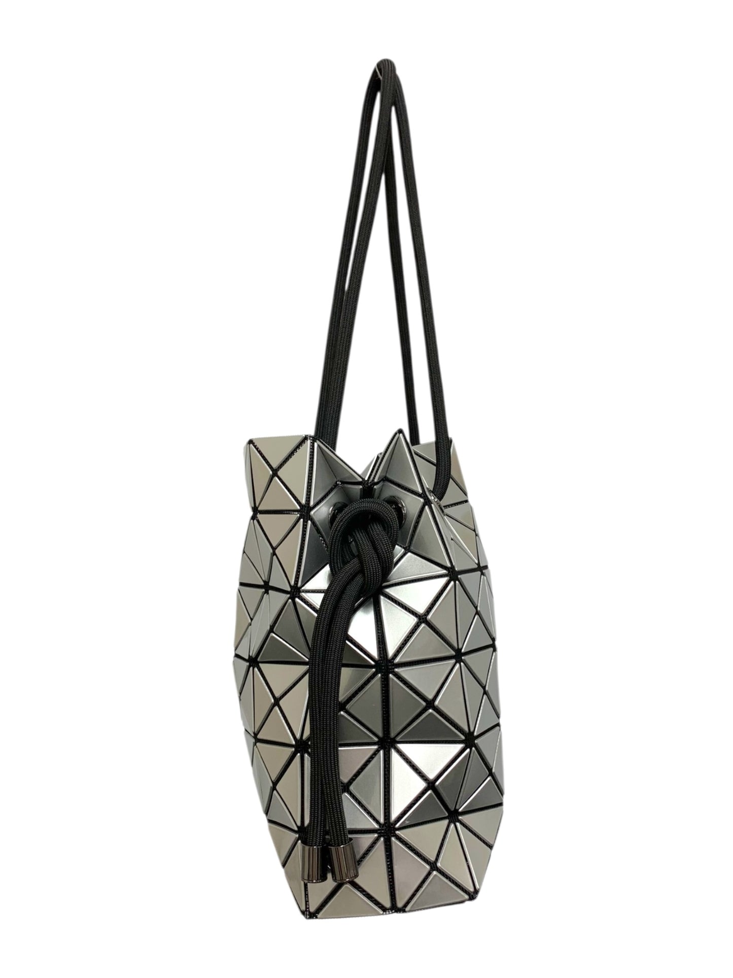 バオバオイッセイミヤケ WRING リング BB43AG531 ショルダーバッグ シルバー 巾着型 ITTWMOI26R40