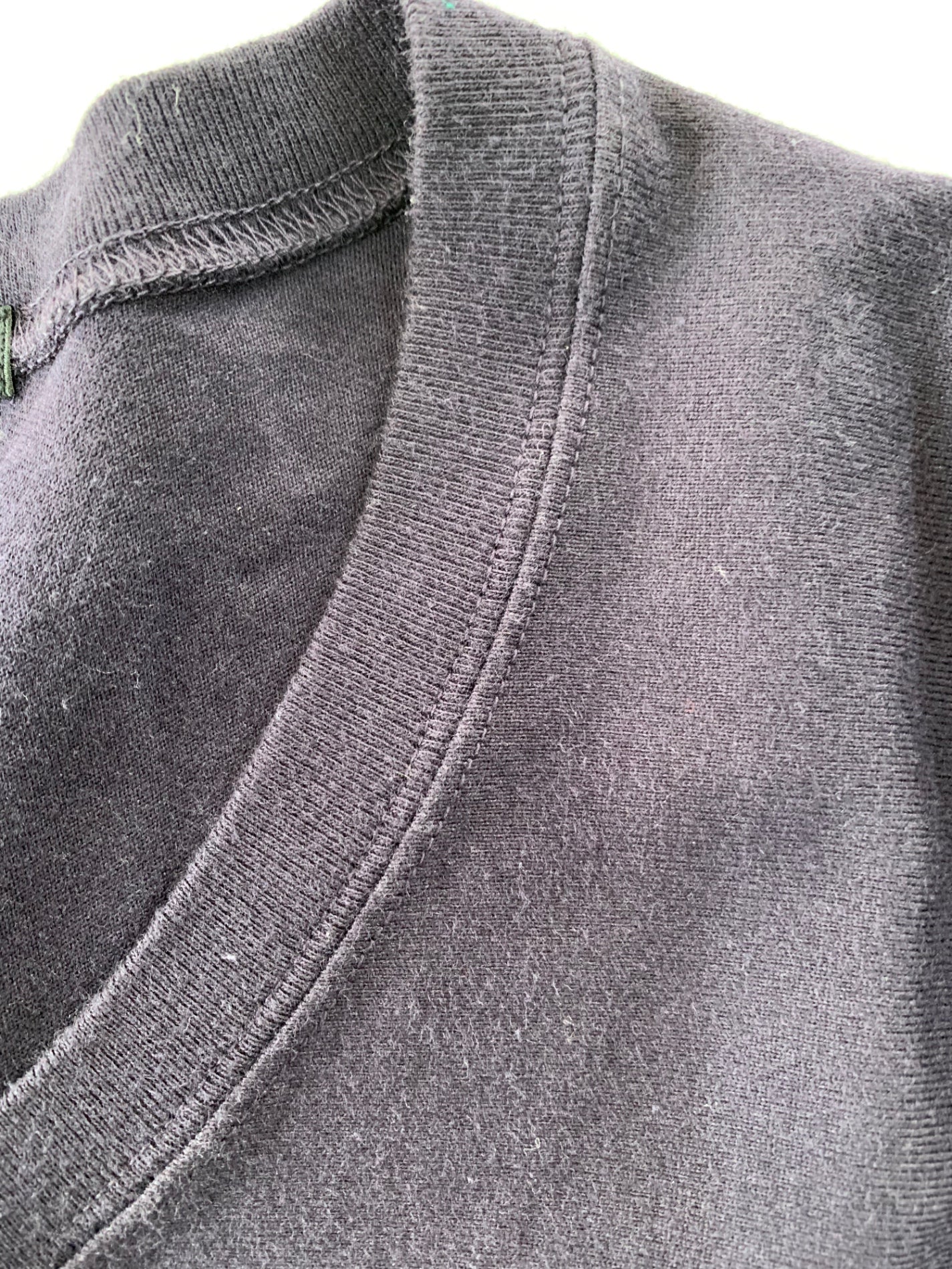 イッセイミヤケメン ME11JK413 Tシャツ M ネイビー Vネック ITQ7FYSIFXLA 【SALE】