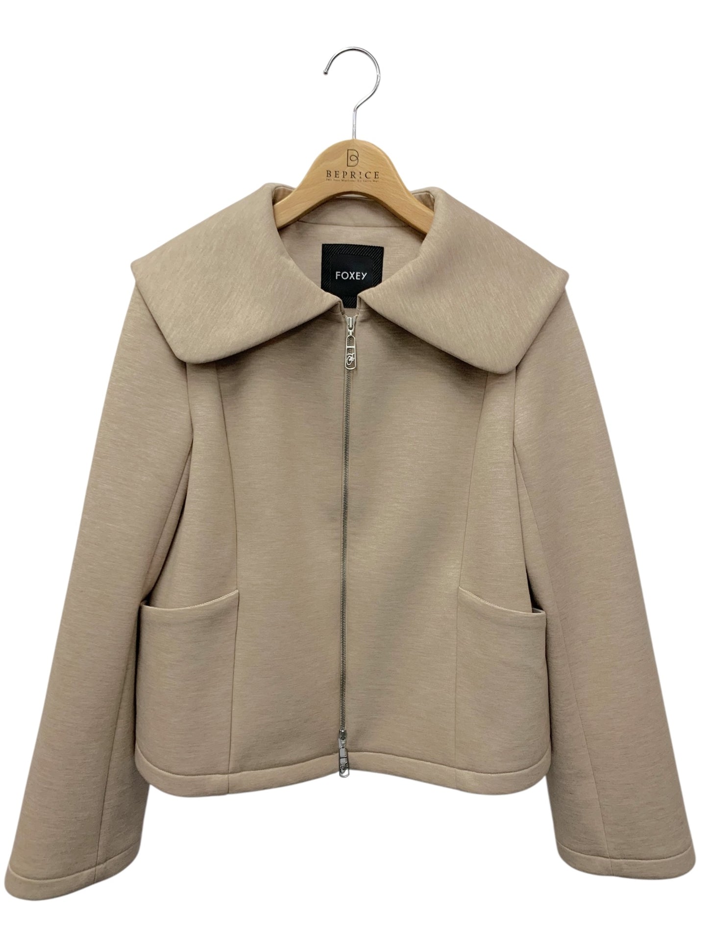 フォクシーブティック Astoria アストリア 45461 ジャケット 38 ベージュ ジップアップ ITRTS6MGPM0W