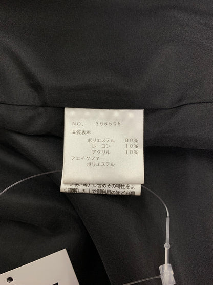 エムズグレイシー フェイクファー付きケープ 396505 F ブラック IT10BFLWGU57