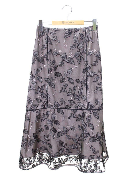 トッカ SKTUBW0325 スカート 0 ベージュ/ブラック フラワーモチーフ レース IT6620NPP2SG