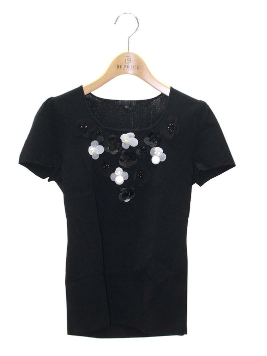 トゥービーシック W5N15-348-09 ニット 2 ブラック フラワーモチーフ ビジュー IT8SGHOXKN4K