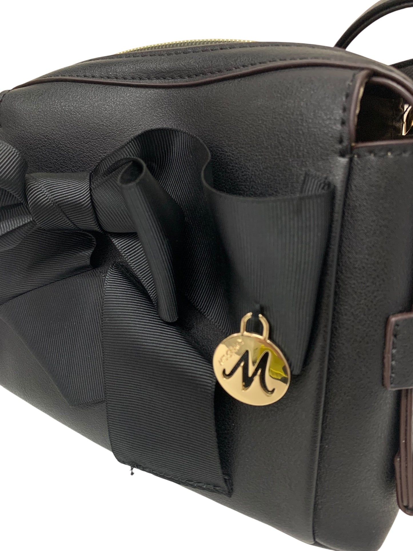 エムズグレイシー リボン付きコンパクトショルダーバッグ 294509 ブラック IT7EXFIXNKNG