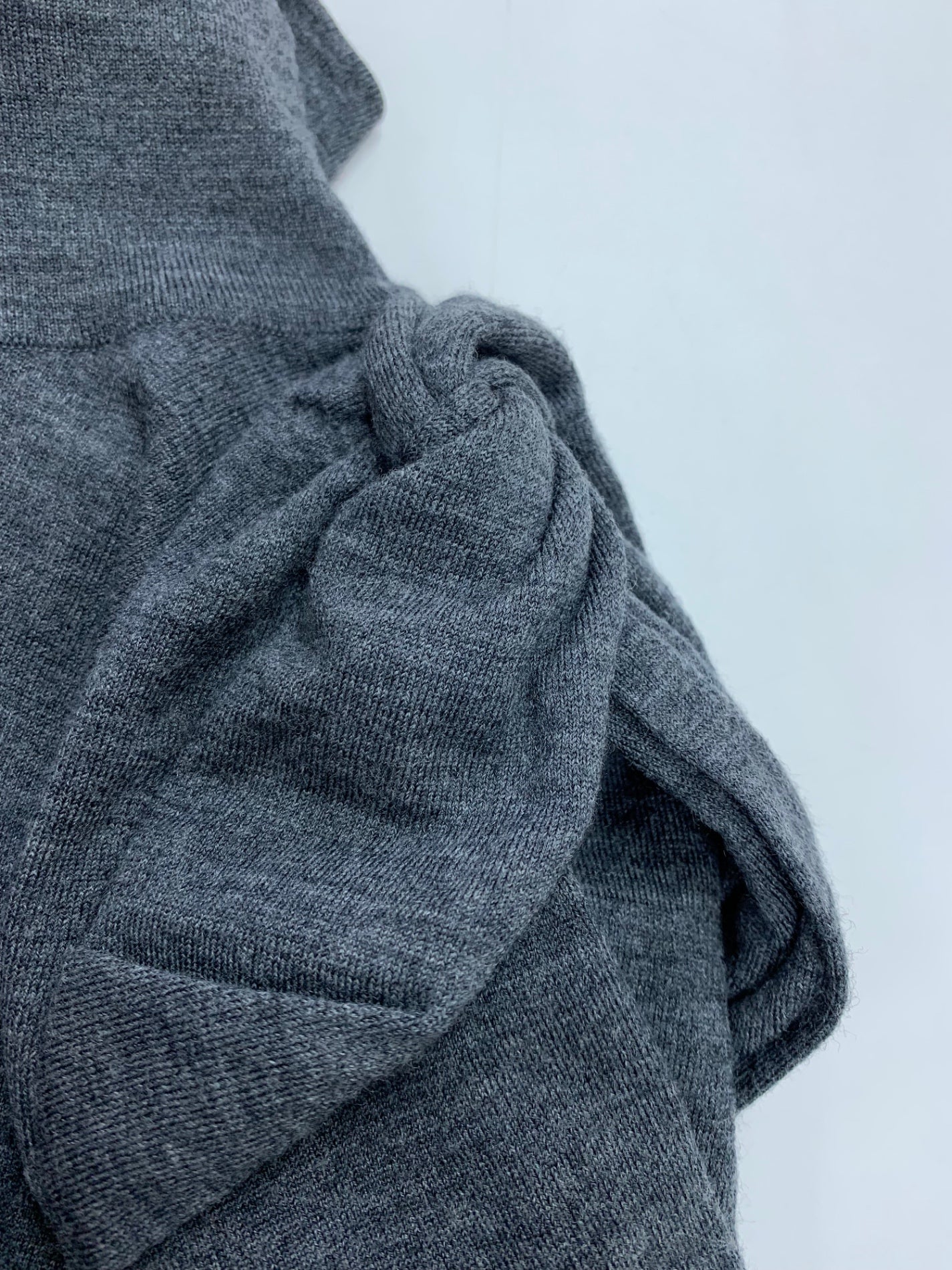 デイジーリン Rose Shoulder Knit 07254 ハイネックニット 40 グレー ITKT9ZQG8QWA