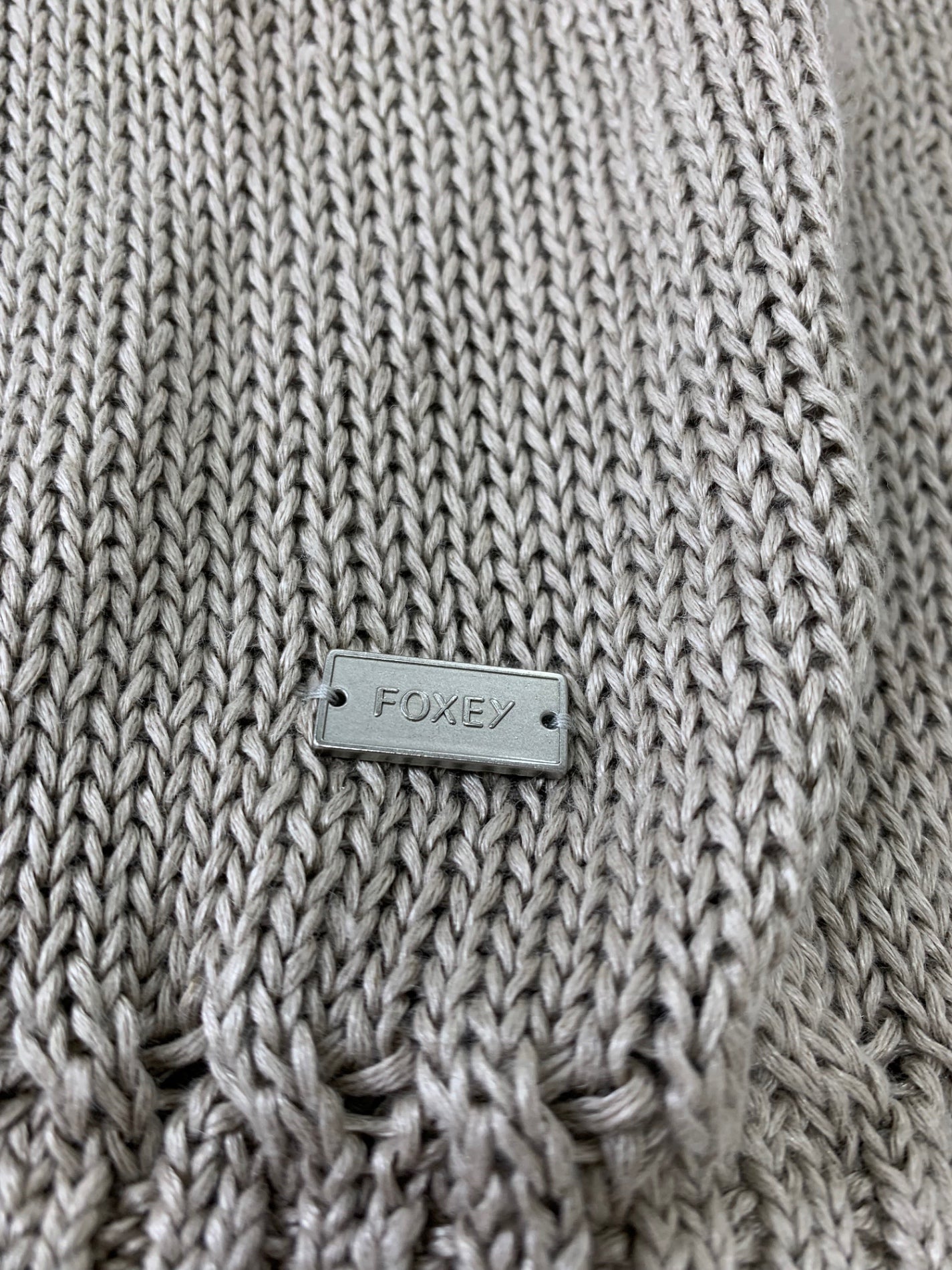 FOXEY フォクシー ブティック ニット ホワイト 40 セーター 完売品 FOXEY（ニット/セーター）のフリマアイテム一覧