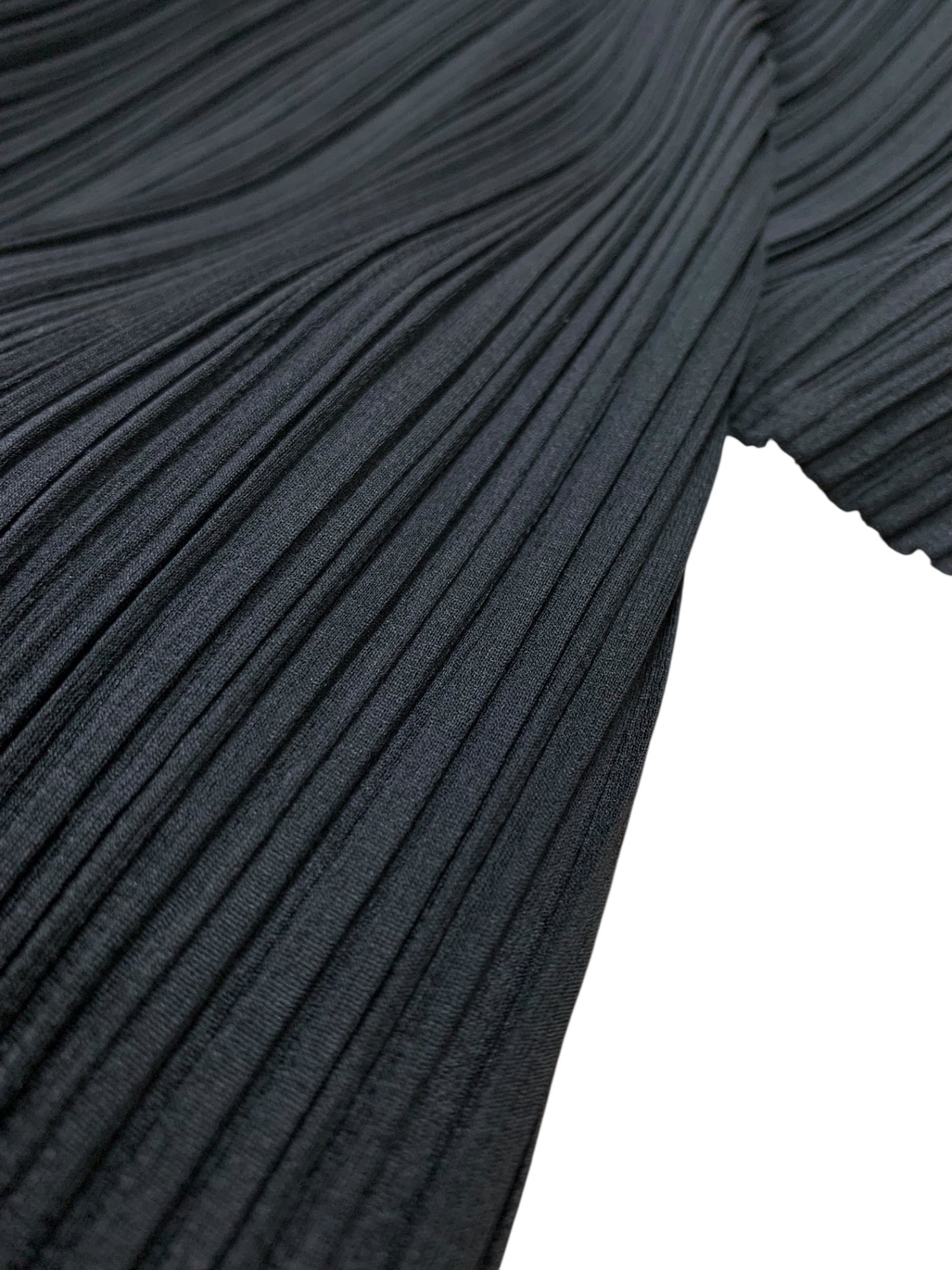 プリーツプリーズイッセイミヤケ PP55-JO101 カーディガン 3 ブラック ITKE8X8JG5ZC