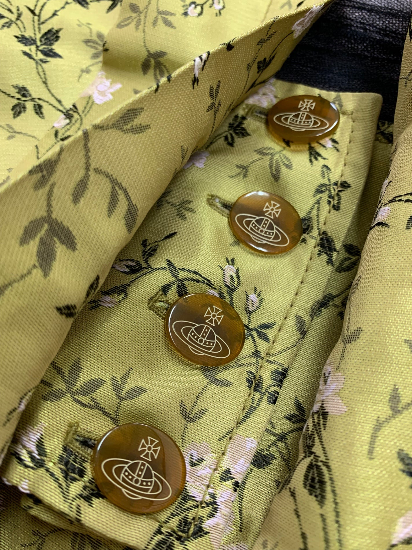 ヴィヴィアンウエストウッドレッドレーベル ジャケット 42 イエロー 刺繍 花 ITJGC0IE9AV4