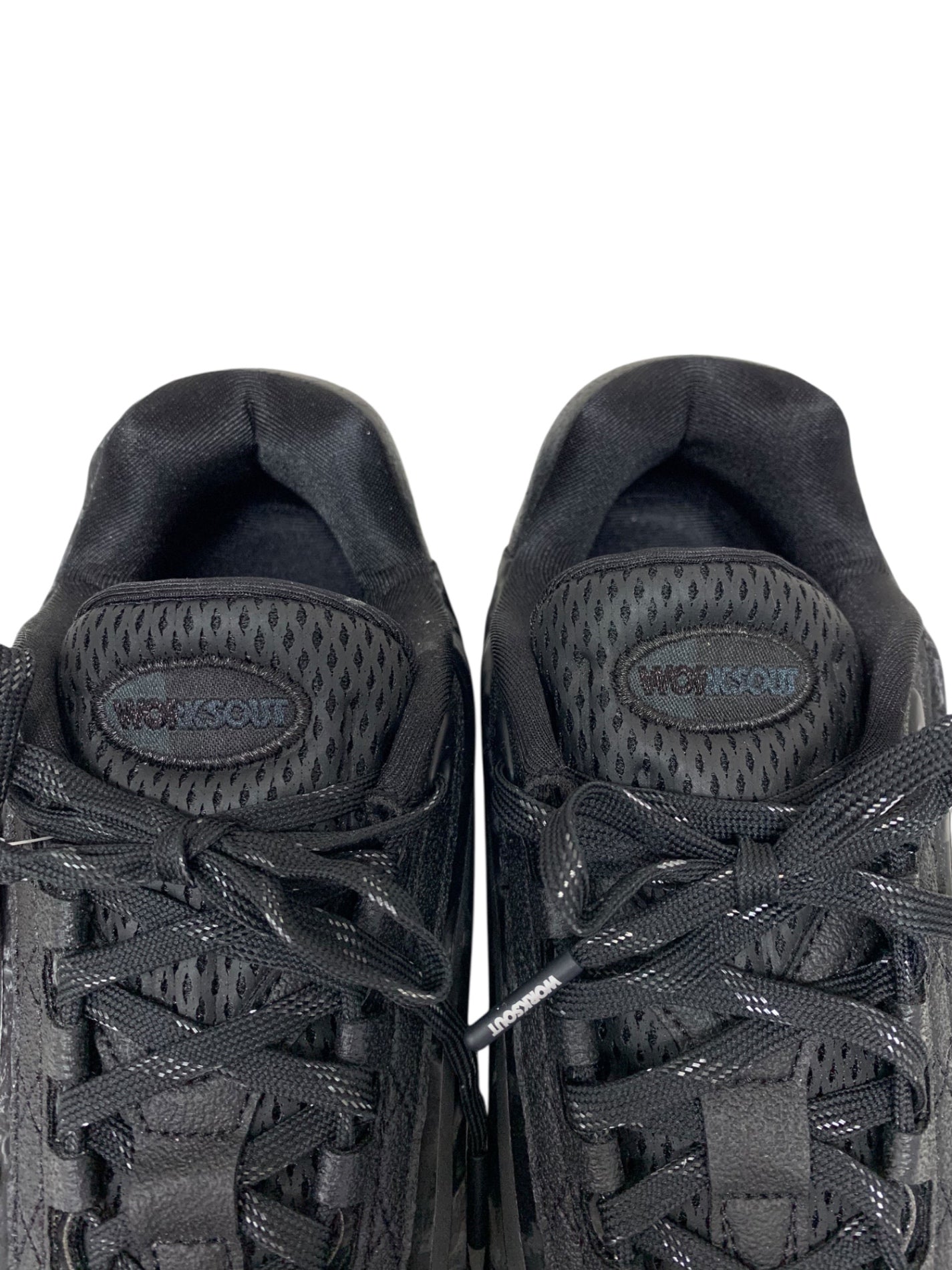 ナイキ エアマックス95 HQ0263-001 スニーカー 27.5 ブラック ワークスアウト コラボモデル IT1PER7H24JO 【SALE】