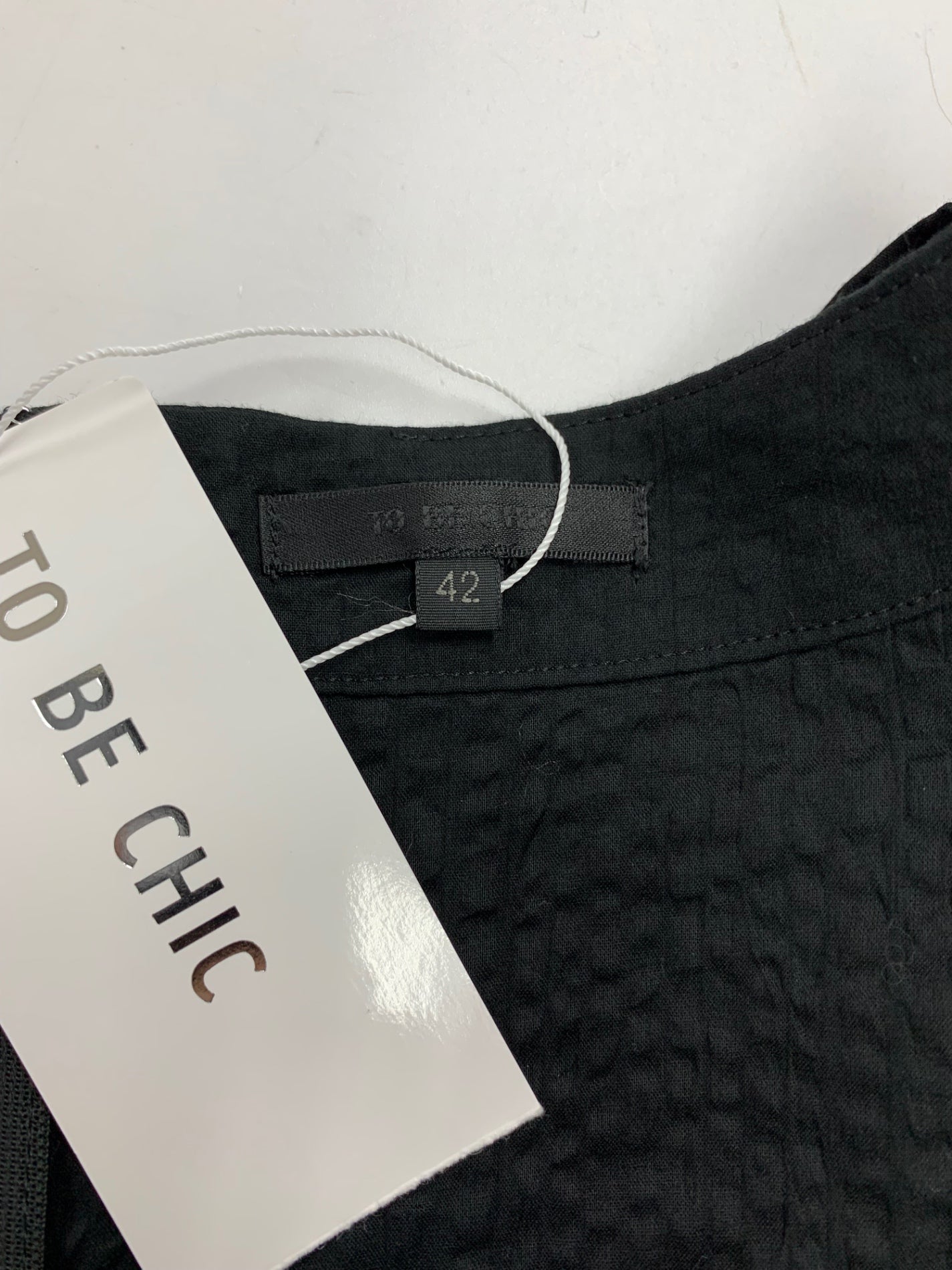 トゥービーシック ｗ５Ⅿ11 トップス 42 ブラック リボン ラインストーン ITD8T6WCYVZV