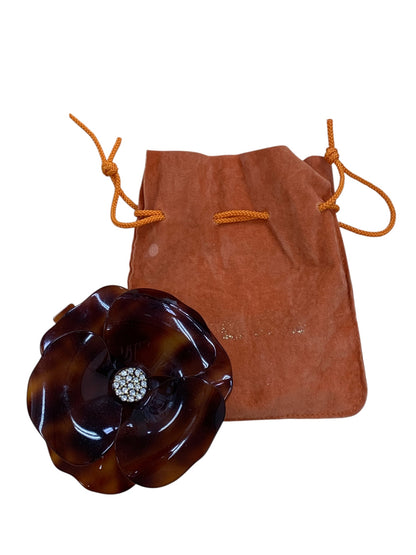 アレクサンドルドゥパリ バレッタ ブラウン カメリア フラワーモチーフ ITY085P5VNWW