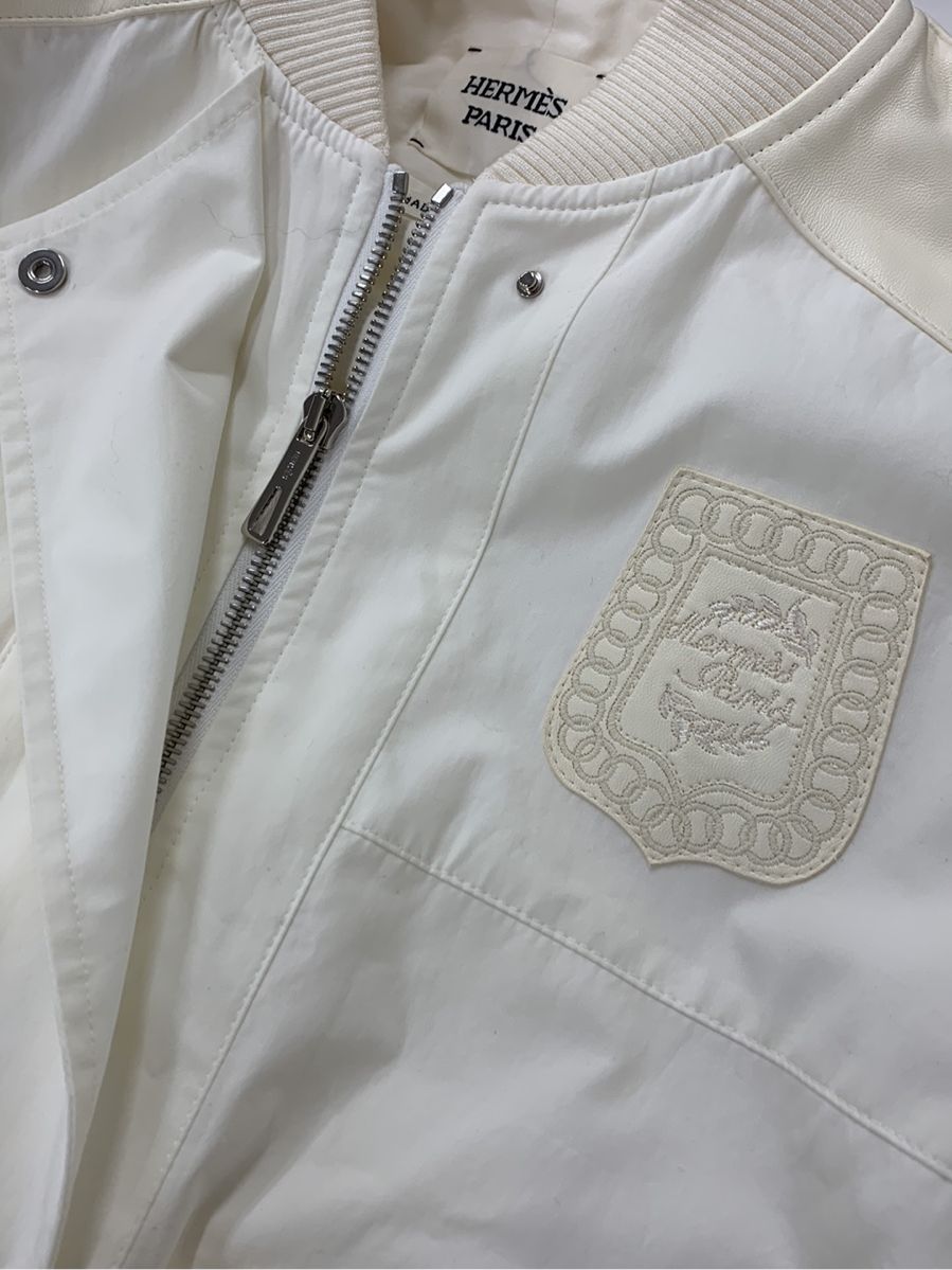 HERMES 新作　ホワイト　スウェットジャケット　ジャケット　エルメス　新品 HERMES 極美品☆HERMES エルメス 2024年製 H4H1205D2 セリエボタン付